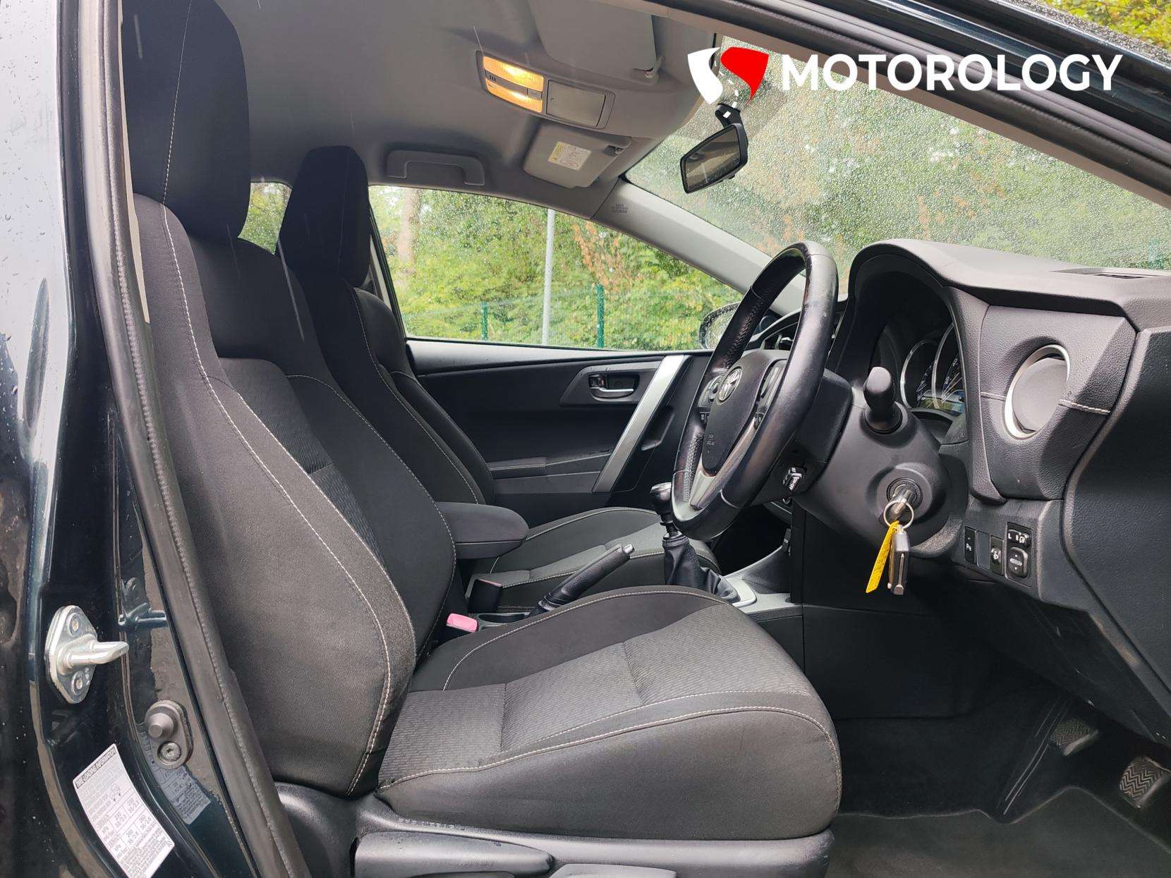 2014 TOYOTA AURIS 2014 TOYOTA AURIS