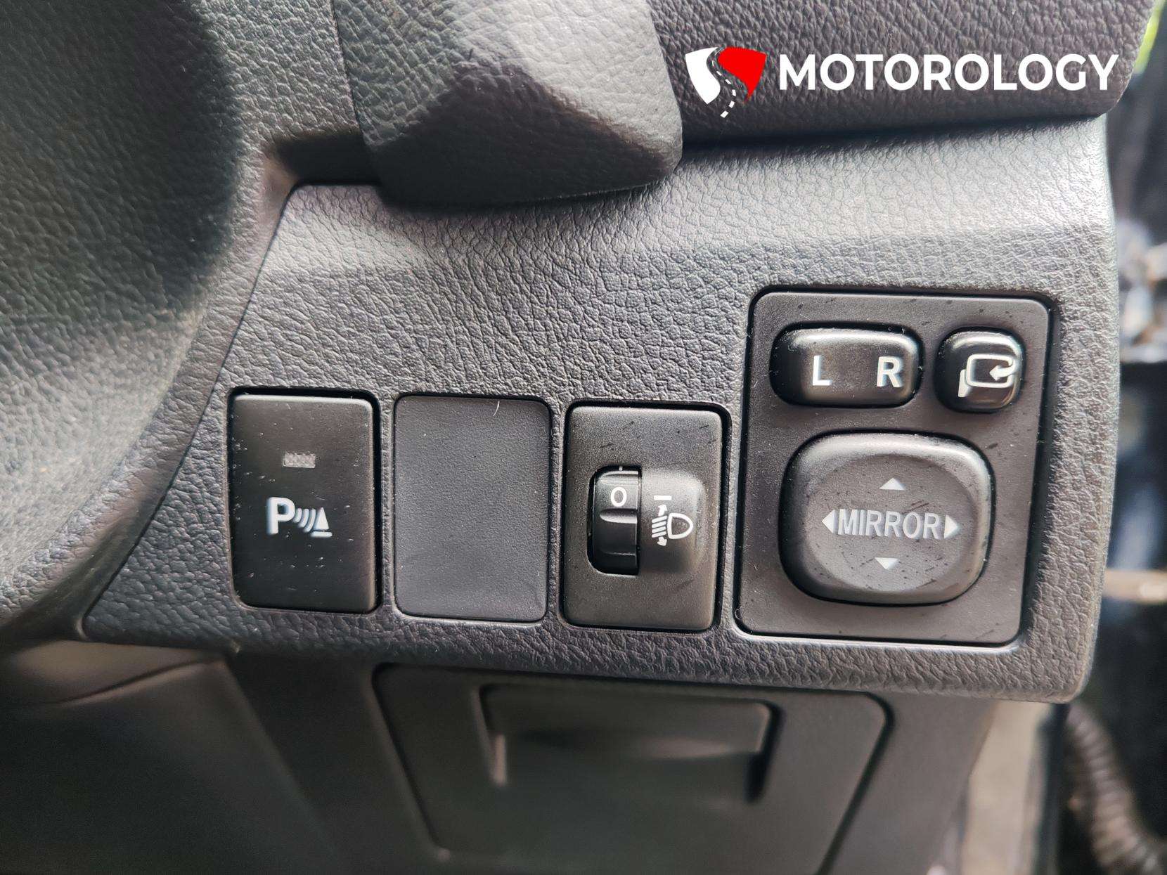 2014 TOYOTA AURIS 2014 TOYOTA AURIS