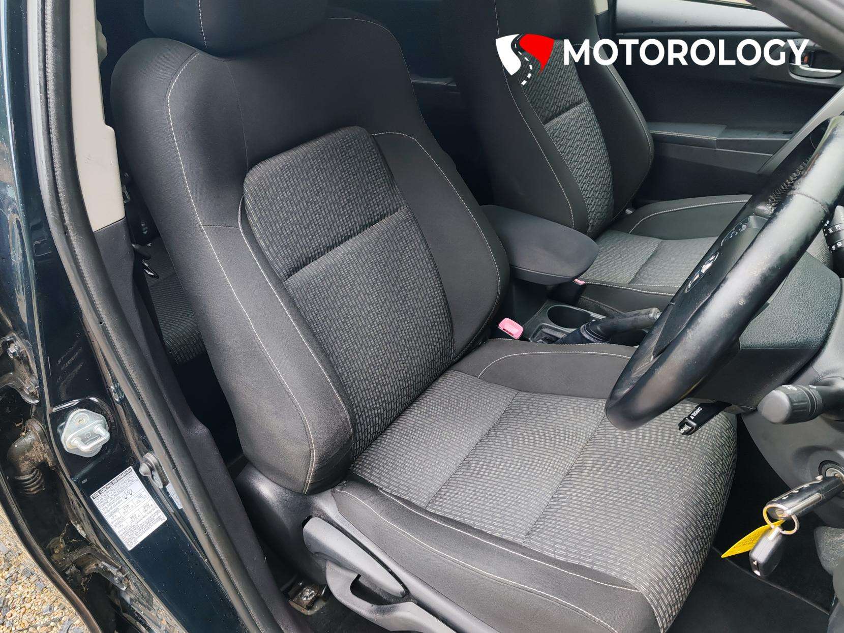 2014 TOYOTA AURIS 2014 TOYOTA AURIS