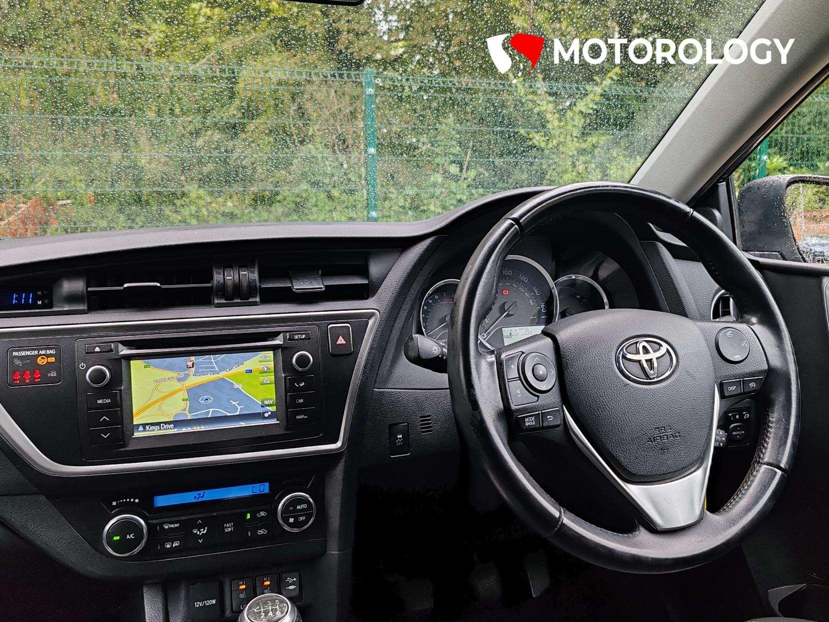 2014 TOYOTA AURIS 2014 TOYOTA AURIS