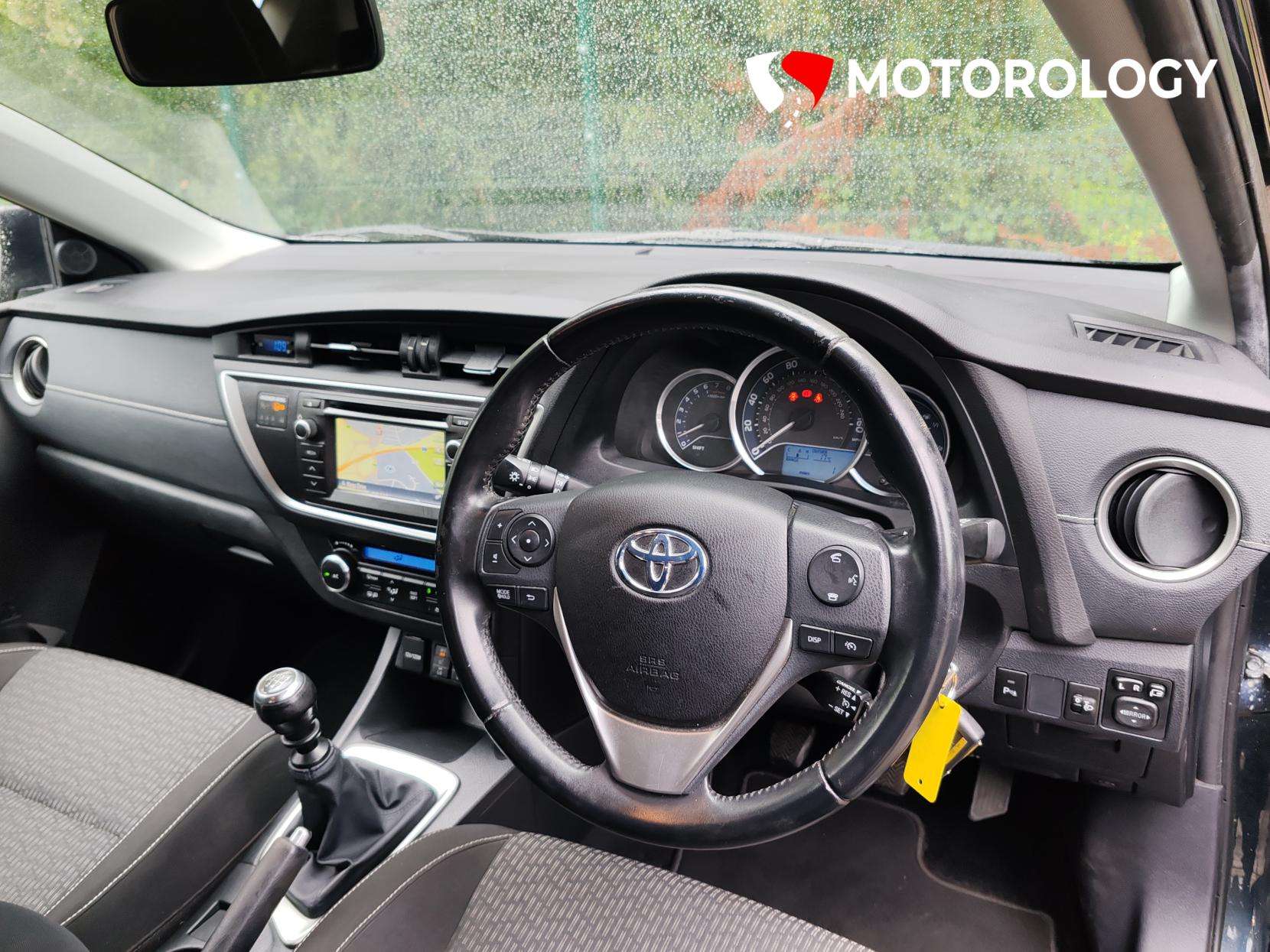 A 2014 TOYOTA AURIS 1.6 V-Matic Icon Plus Hatchback 5dr Petrol Manual Euro 5 (132 ps) A 2014 TOYOTA AURIS 1.6 V-Matic Icon Plus Hatchback 5dr Petrol Manual Euro 5 (132 ps)