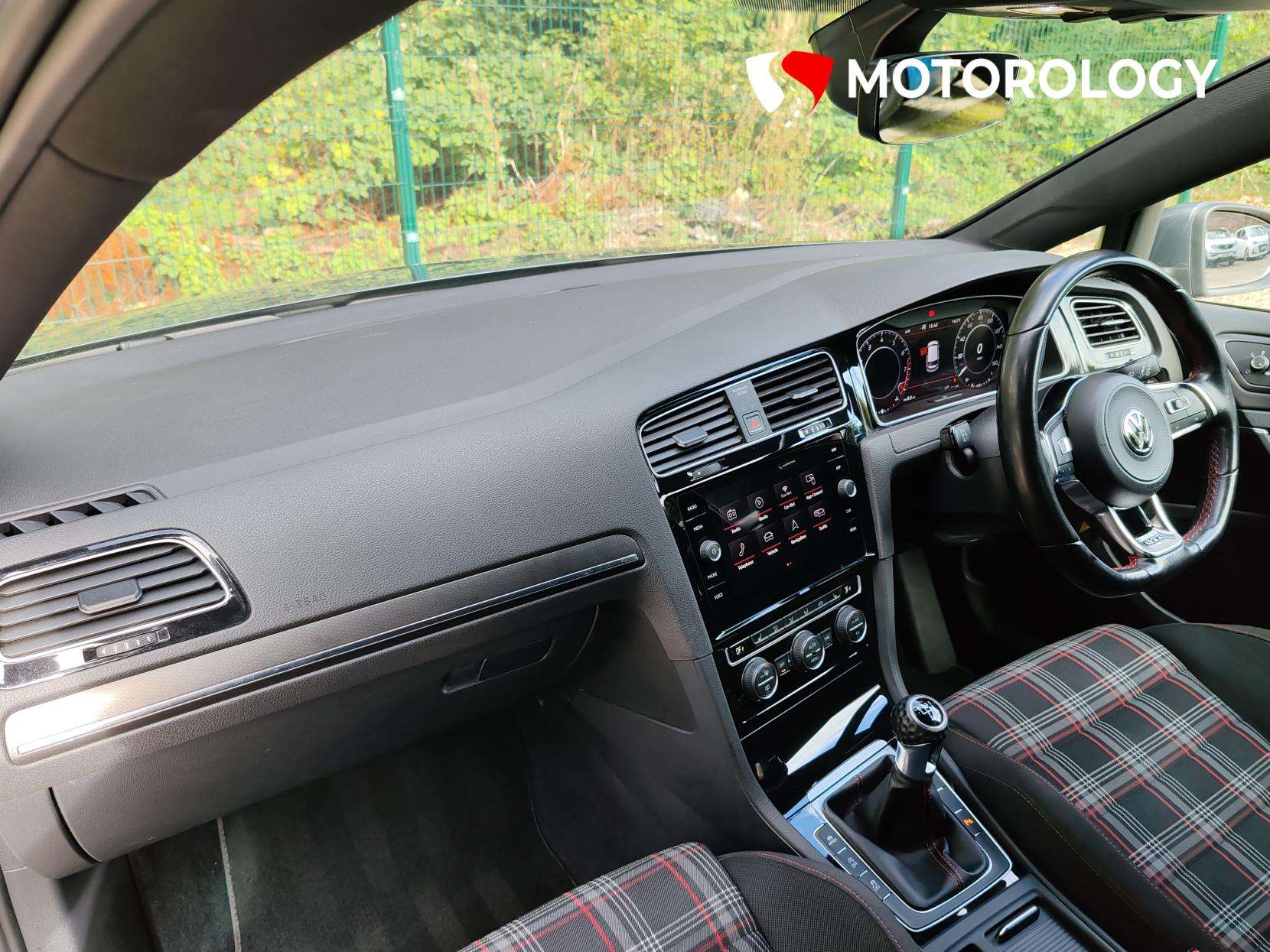 2018 VOLKSWAGEN GOLF 2018 VOLKSWAGEN GOLF