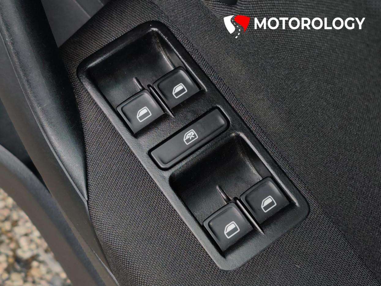 2015 VOLKSWAGEN POLO 2015 VOLKSWAGEN POLO