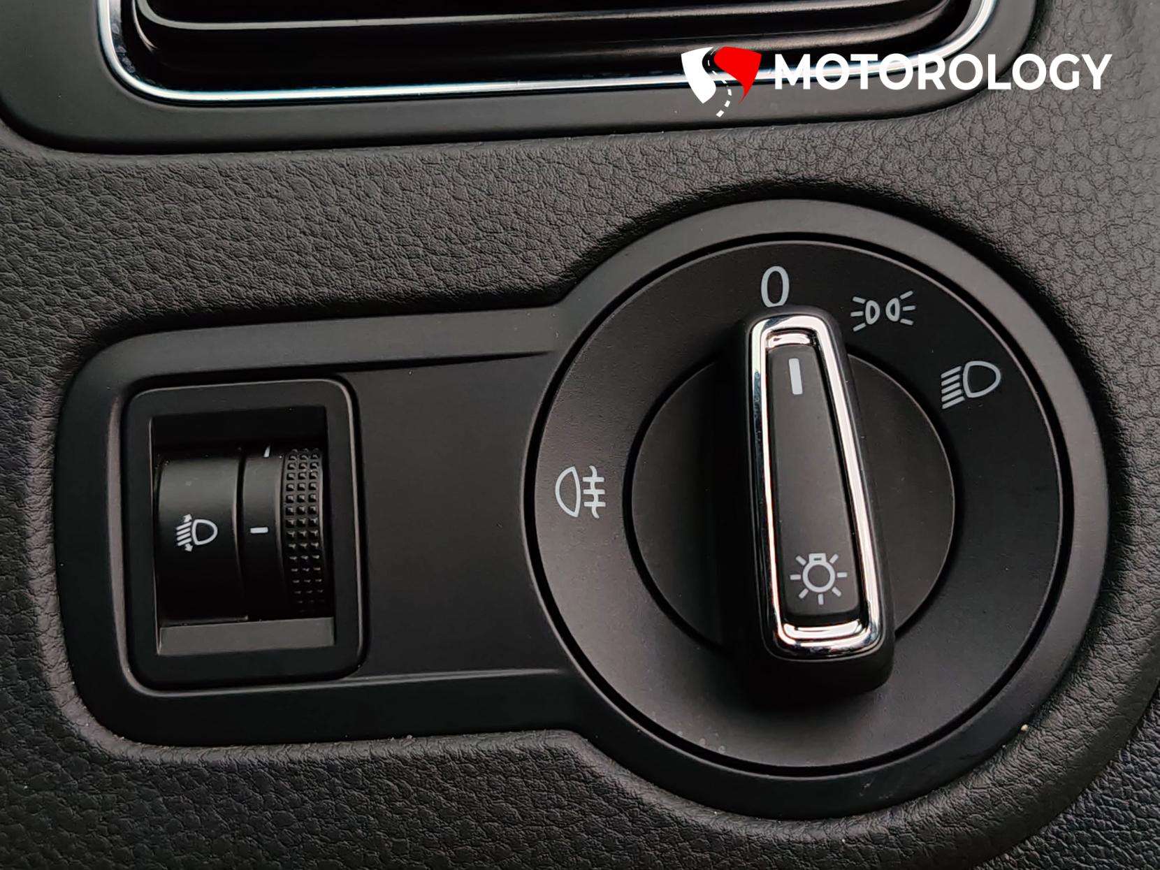 2015 VOLKSWAGEN POLO 2015 VOLKSWAGEN POLO