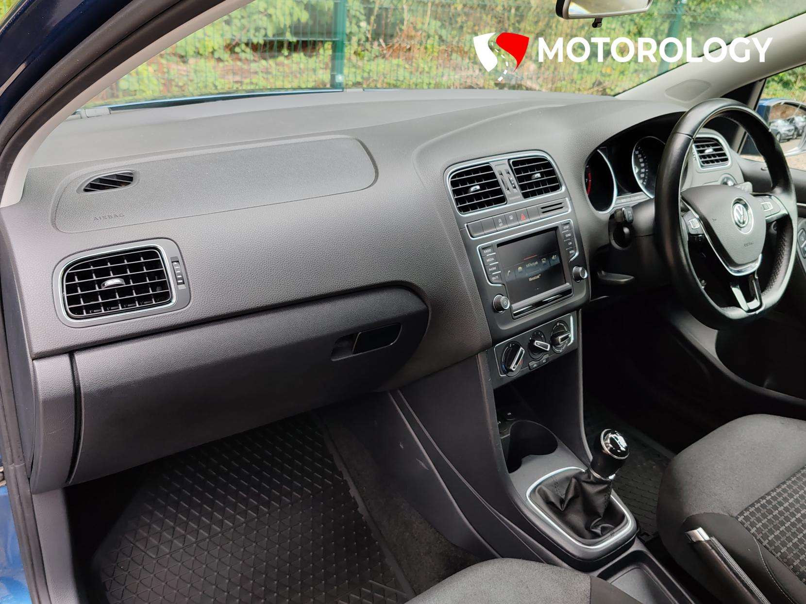 2015 VOLKSWAGEN POLO 2015 VOLKSWAGEN POLO