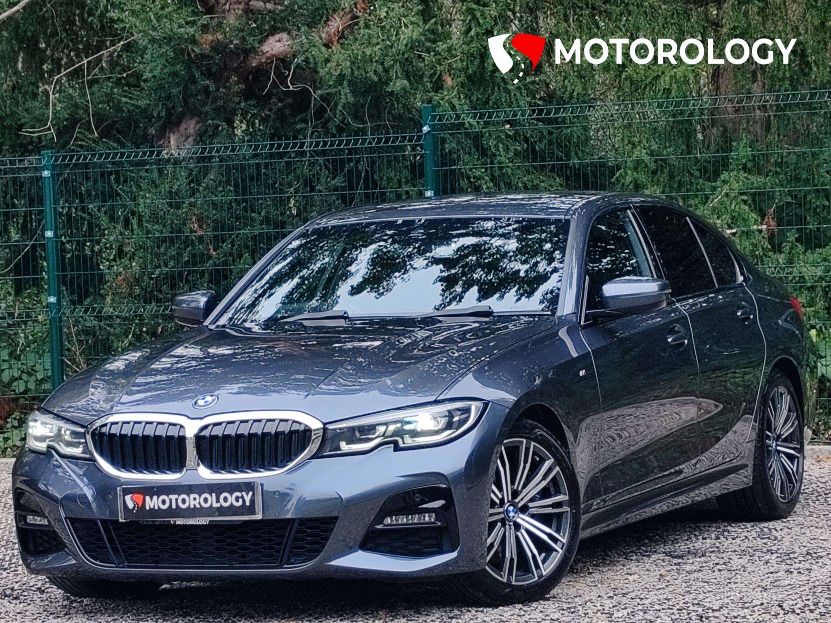 A 2019 BMW 3 SERIES 2.0 330i M Sport Saloon 4dr Petrol Auto Euro 6 (s/s) (258 ps) A 2019 BMW 3 SERIES 2.0 330i M Sport Saloon 4dr Petrol Auto Euro 6 (s/s) (258 ps)