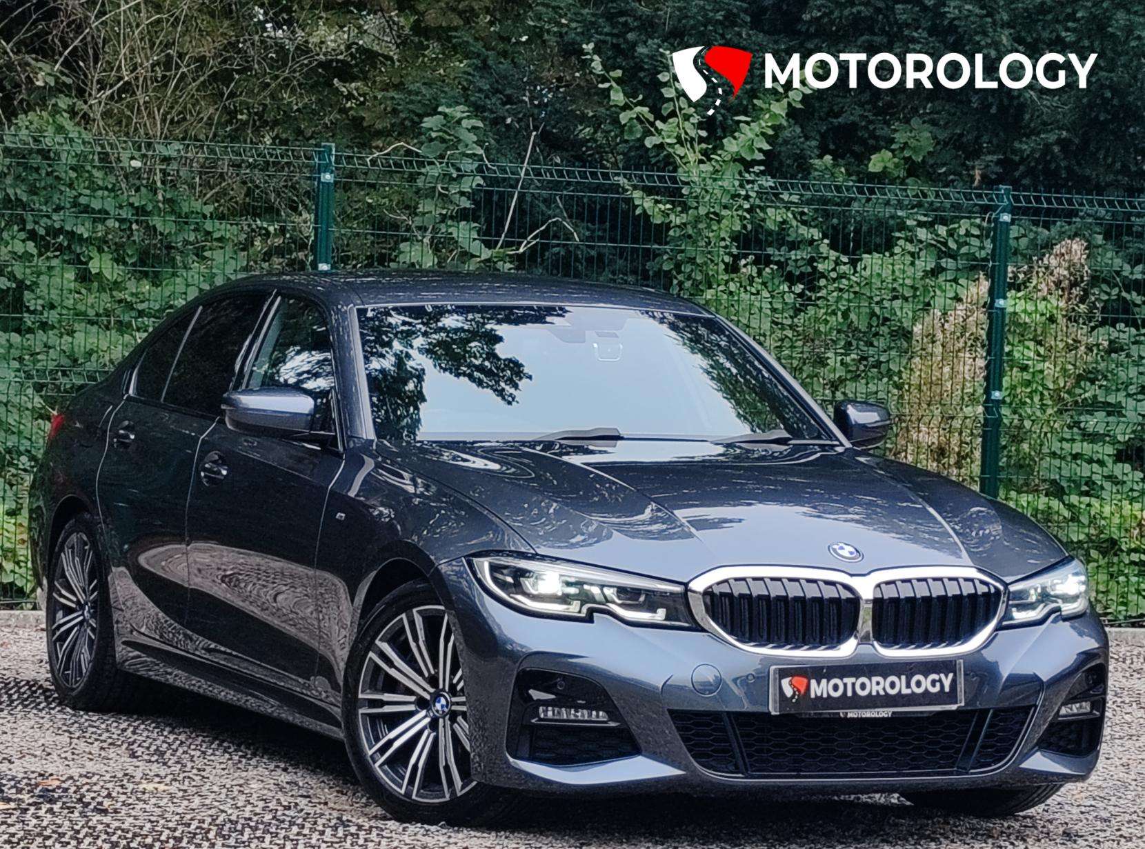 A 2019 BMW 3 SERIES 2.0 330i M Sport Saloon 4dr Petrol Auto Euro 6 (s/s) (258 ps) A 2019 BMW 3 SERIES 2.0 330i M Sport Saloon 4dr Petrol Auto Euro 6 (s/s) (258 ps)