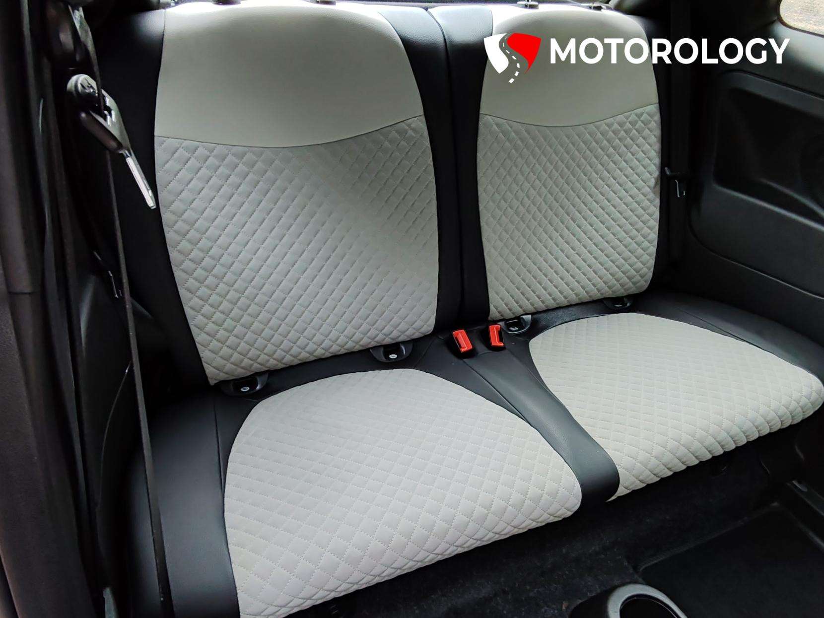 2022 FIAT 500 2022 FIAT 500