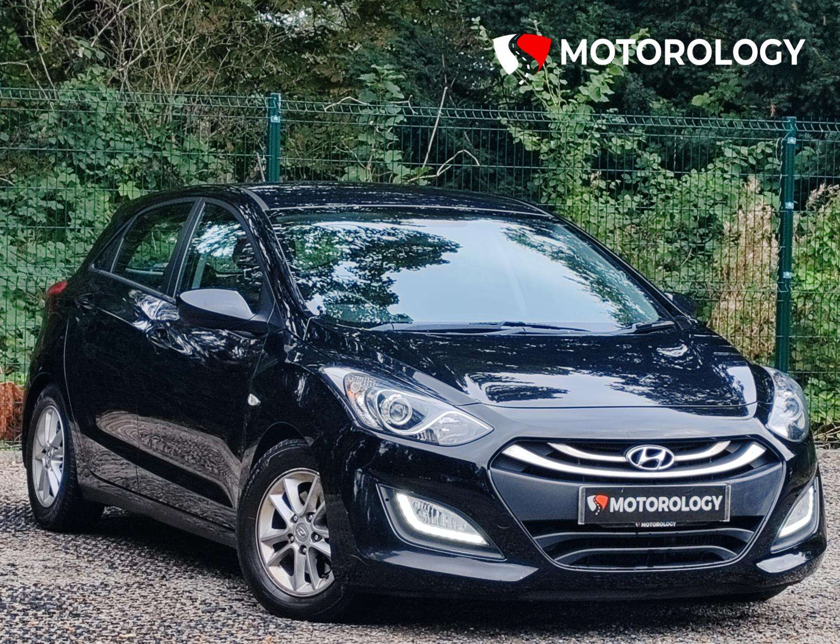 A 2012 HYUNDAI I30 1.6 CRDi Active Hatchback 5dr Diesel Auto Euro 5 (110 ps) A 2012 HYUNDAI I30 1.6 CRDi Active Hatchback 5dr Diesel Auto Euro 5 (110 ps)
