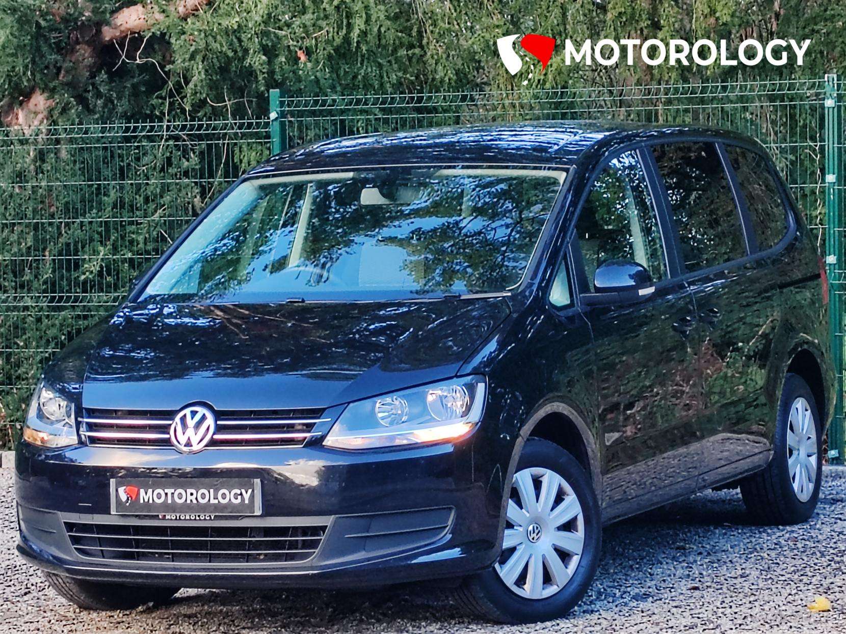 A 2015 VOLKSWAGEN SHARAN 2.0 TDI BlueMotion Tech S MPV 5dr Diesel DSG Euro 5 (s/s) (140 ps) A 2015 VOLKSWAGEN SHARAN 2.0 TDI BlueMotion Tech S MPV 5dr Diesel DSG Euro 5 (s/s) (140 ps)