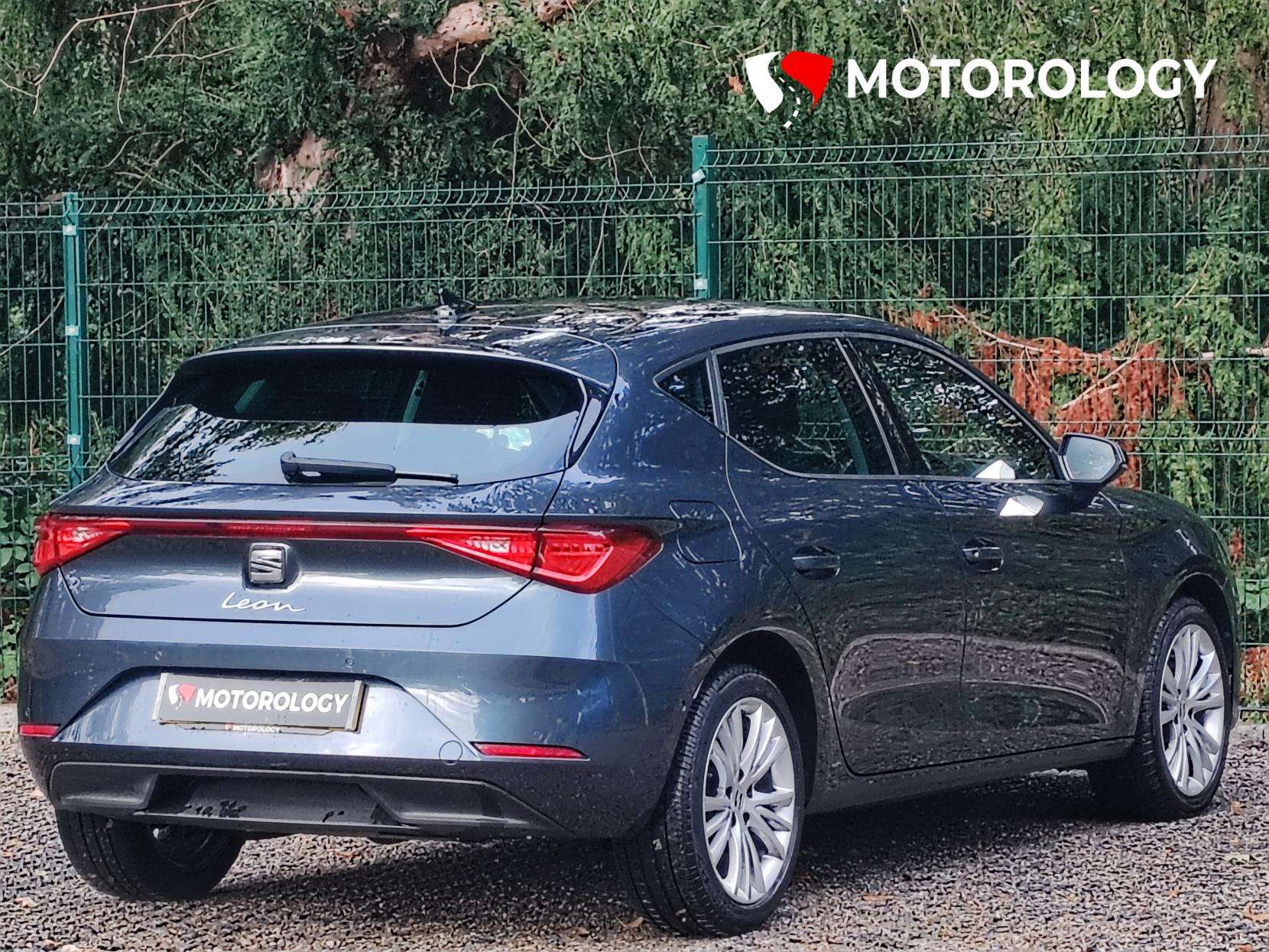 A 2021 SEAT LEON 1.0 TSI EVO SE Dynamic Hatchback 5dr Petrol Manual Euro 6 (s/s) (110 ps) A 2021 SEAT LEON 1.0 TSI EVO SE Dynamic Hatchback 5dr Petrol Manual Euro 6 (s/s) (110 ps)
