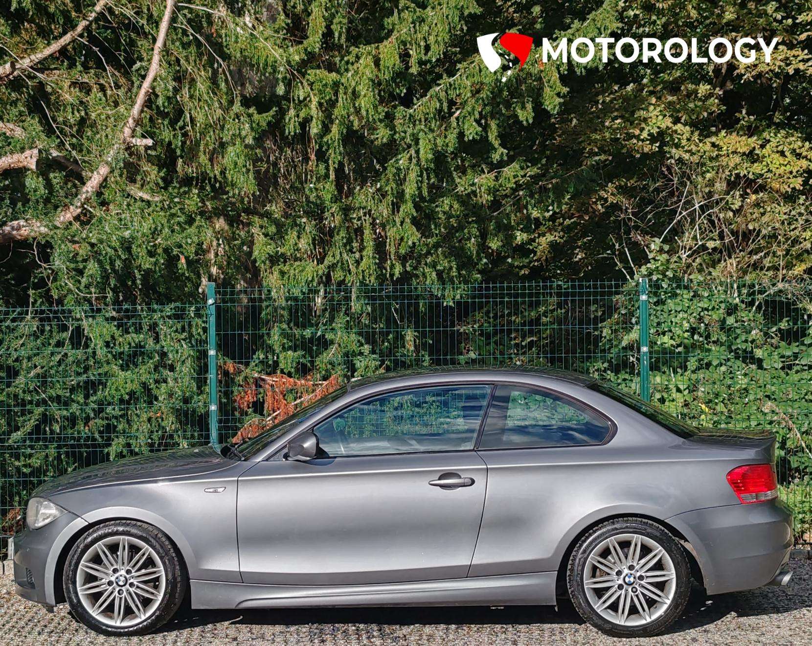 2011 BMW 1 SERIES 2011 BMW 1 SERIES
