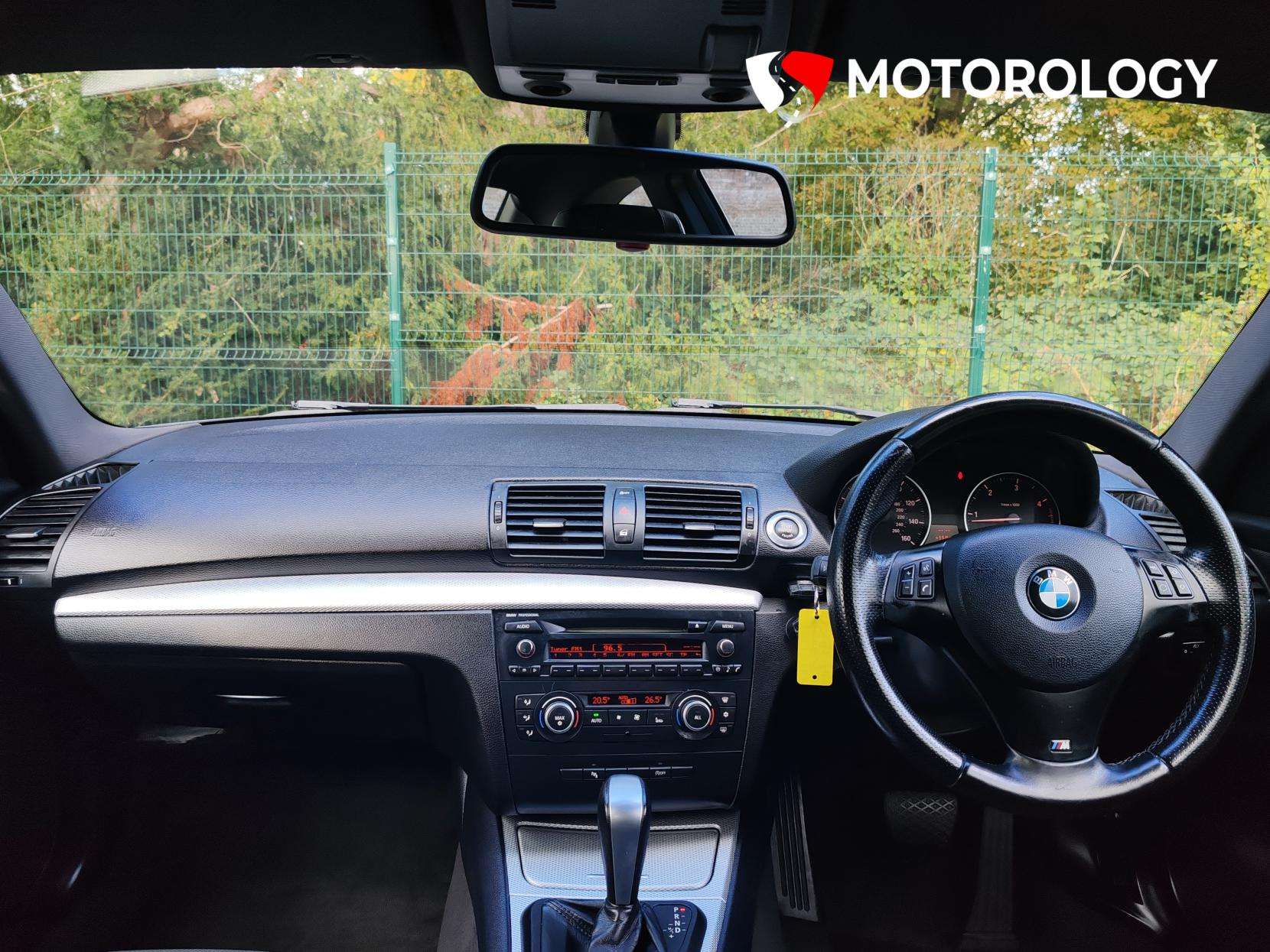 2011 BMW 1 SERIES 2011 BMW 1 SERIES