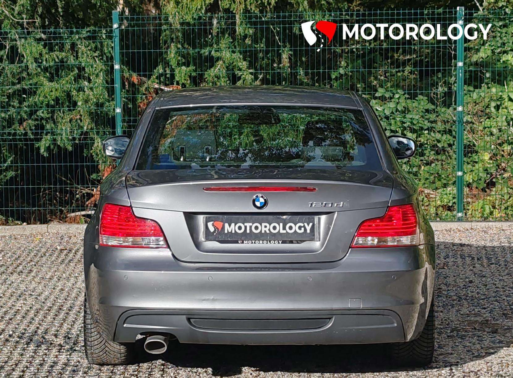 2011 BMW 1 SERIES 2011 BMW 1 SERIES