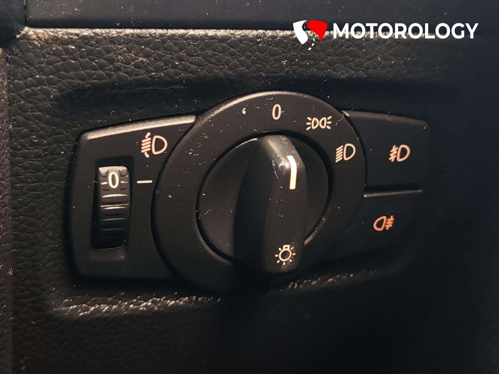 2011 BMW 1 SERIES 2011 BMW 1 SERIES