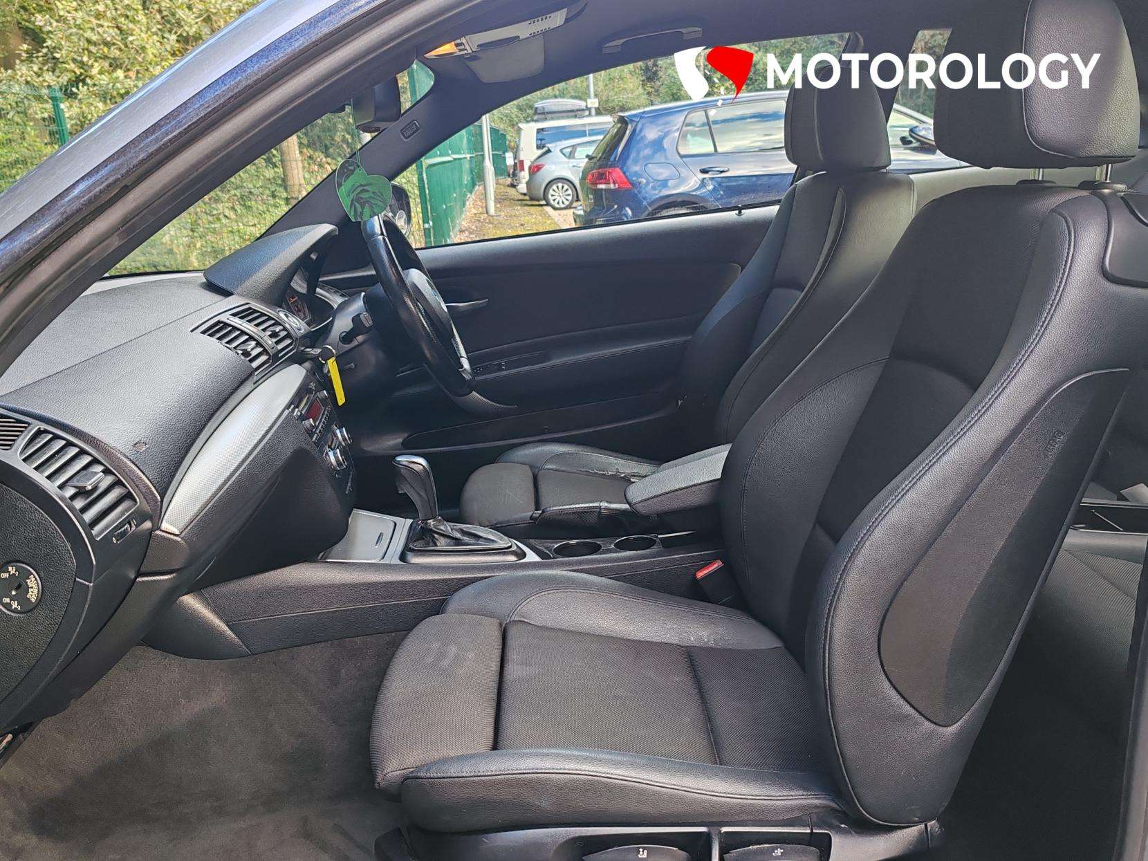 2011 BMW 1 SERIES 2011 BMW 1 SERIES