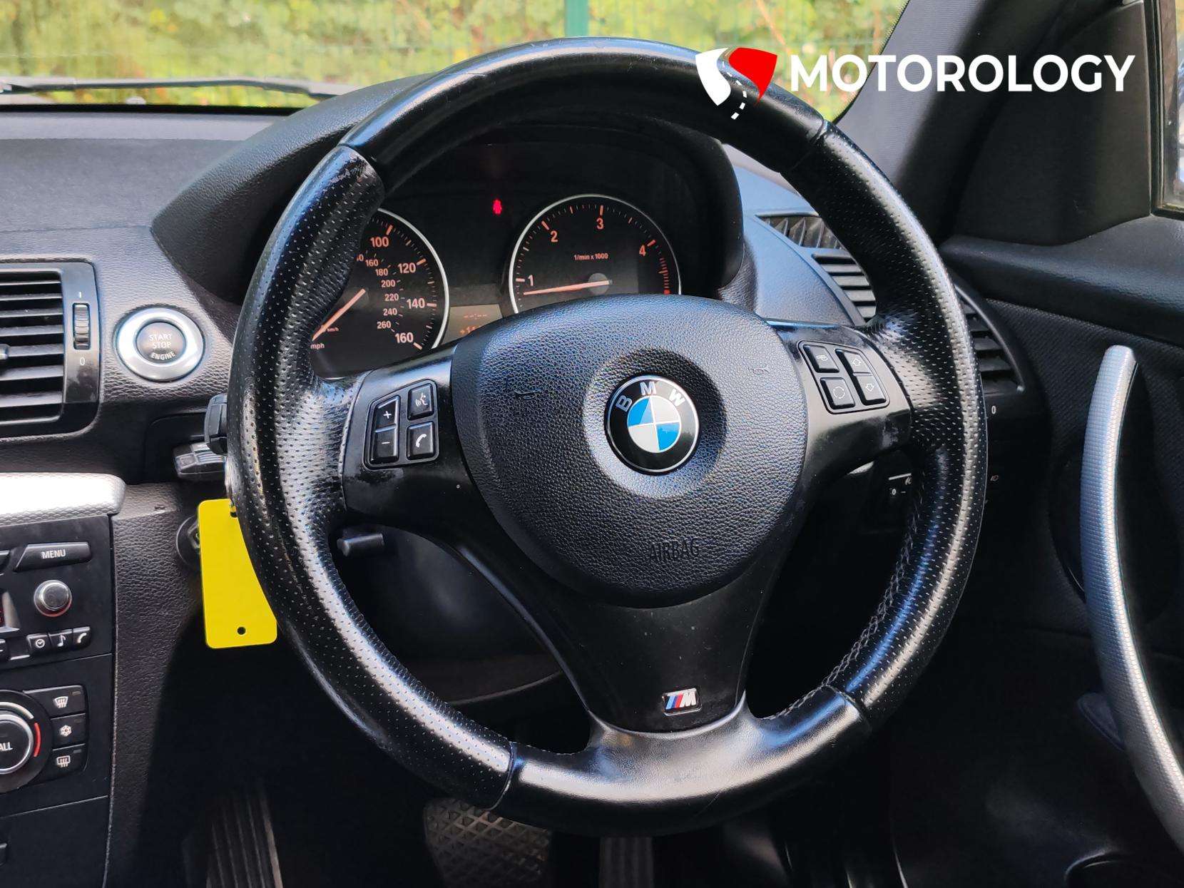 2011 BMW 1 SERIES 2011 BMW 1 SERIES