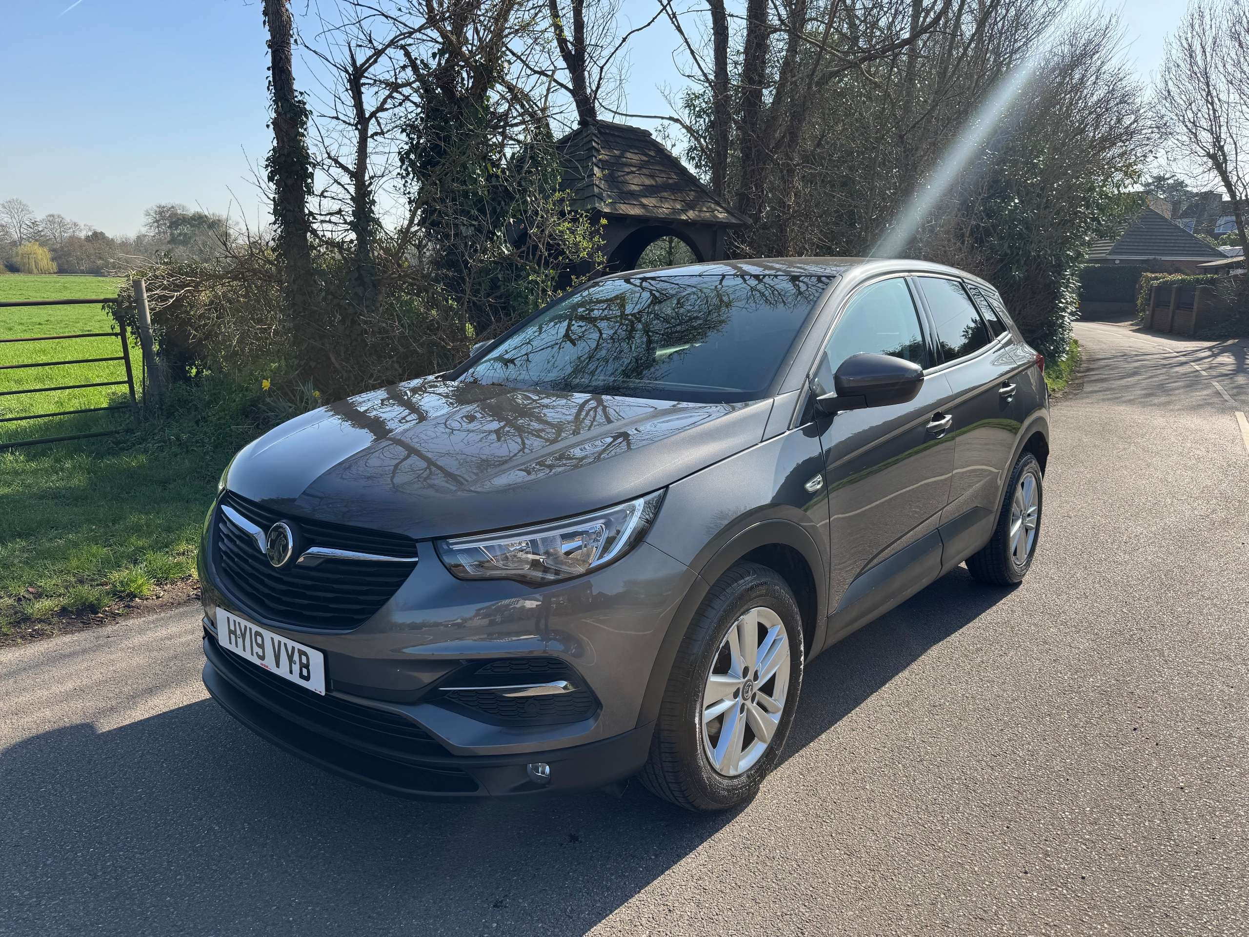 A 2019 VAUXHALL GRANDLAND X 1.2 Turbo GPF SE SUV 5dr Petrol Manual Euro 6 (s/s) (130 ps) A 2019 VAUXHALL GRANDLAND X 1.2 Turbo GPF SE SUV 5dr Petrol Manual Euro 6 (s/s) (130 ps)