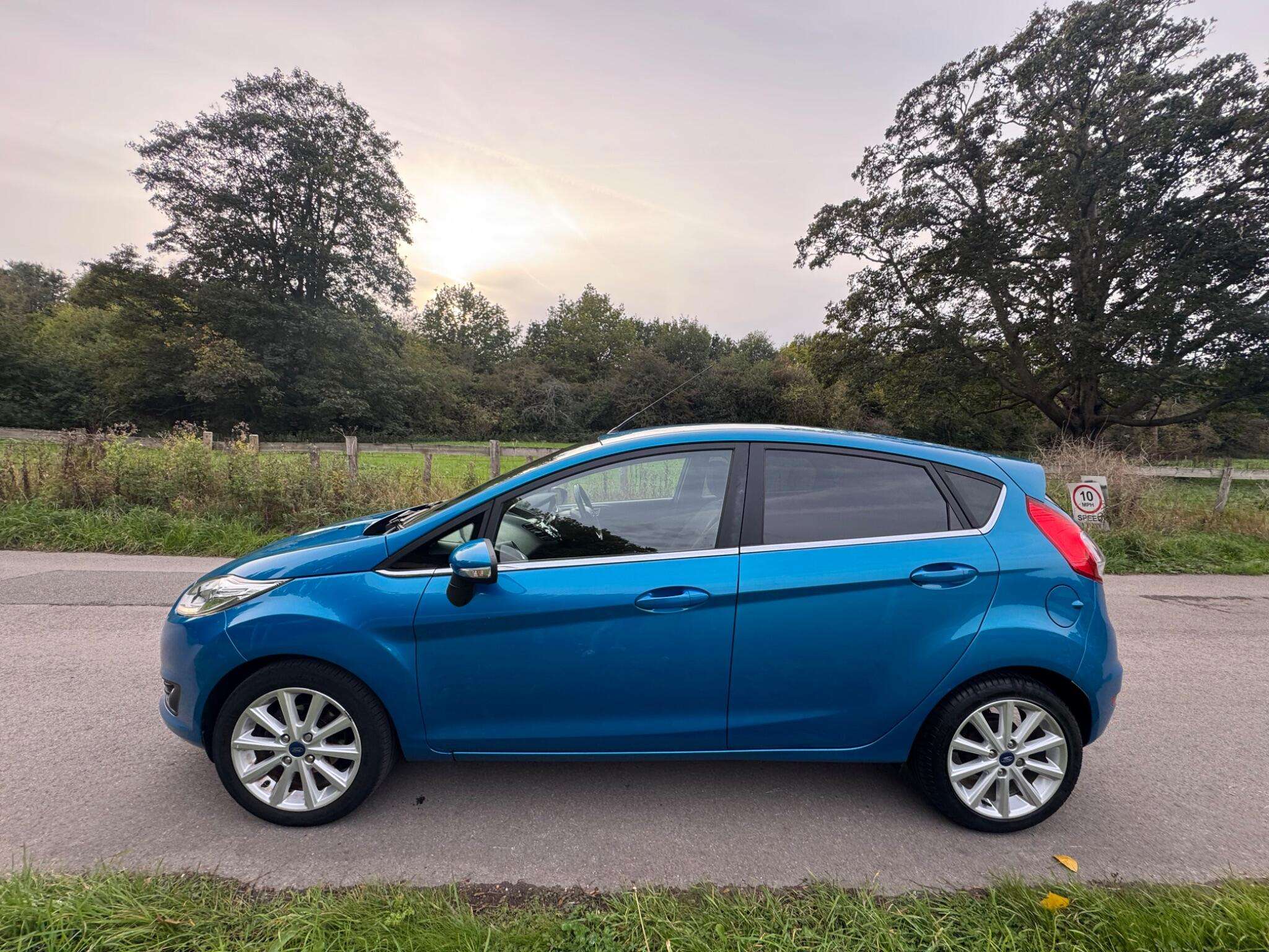 2016 FORD FIESTA 2016 FORD FIESTA