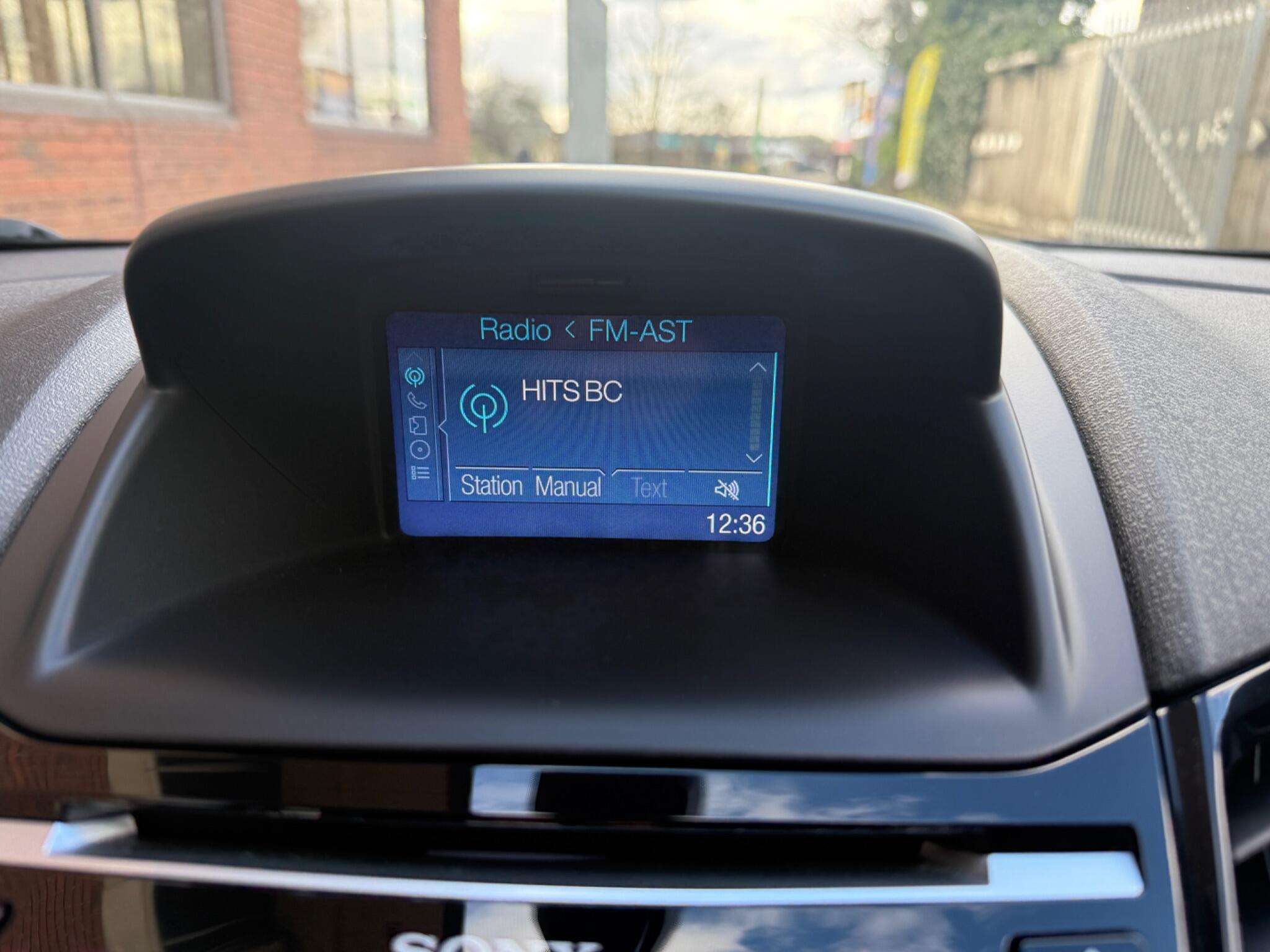 2015 FORD FIESTA 2015 FORD FIESTA