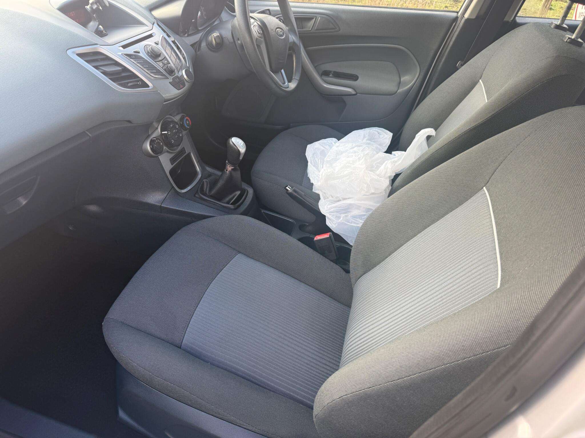 2011 FORD FIESTA 2011 FORD FIESTA