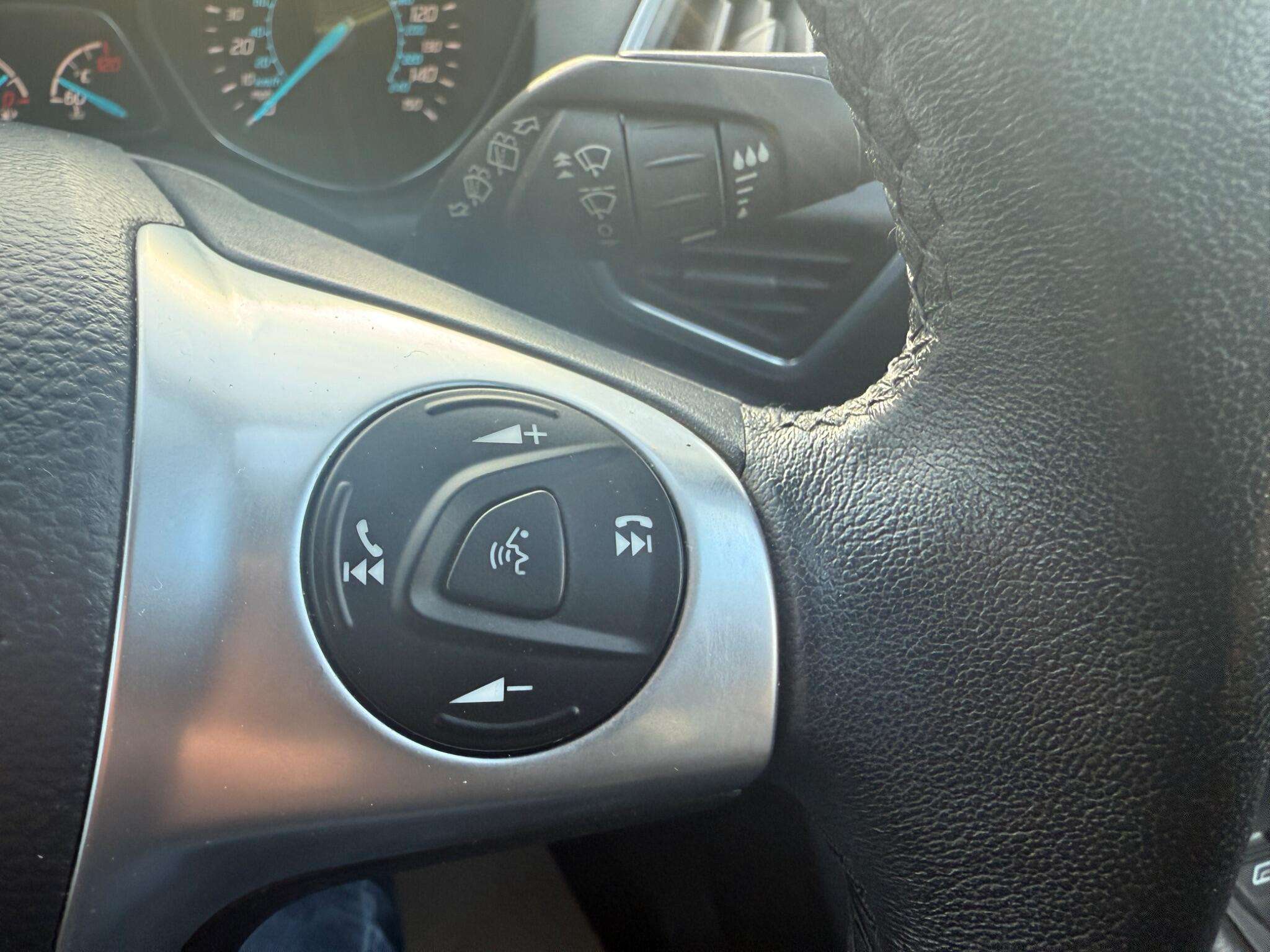 2015 FORD KUGA 2015 FORD KUGA