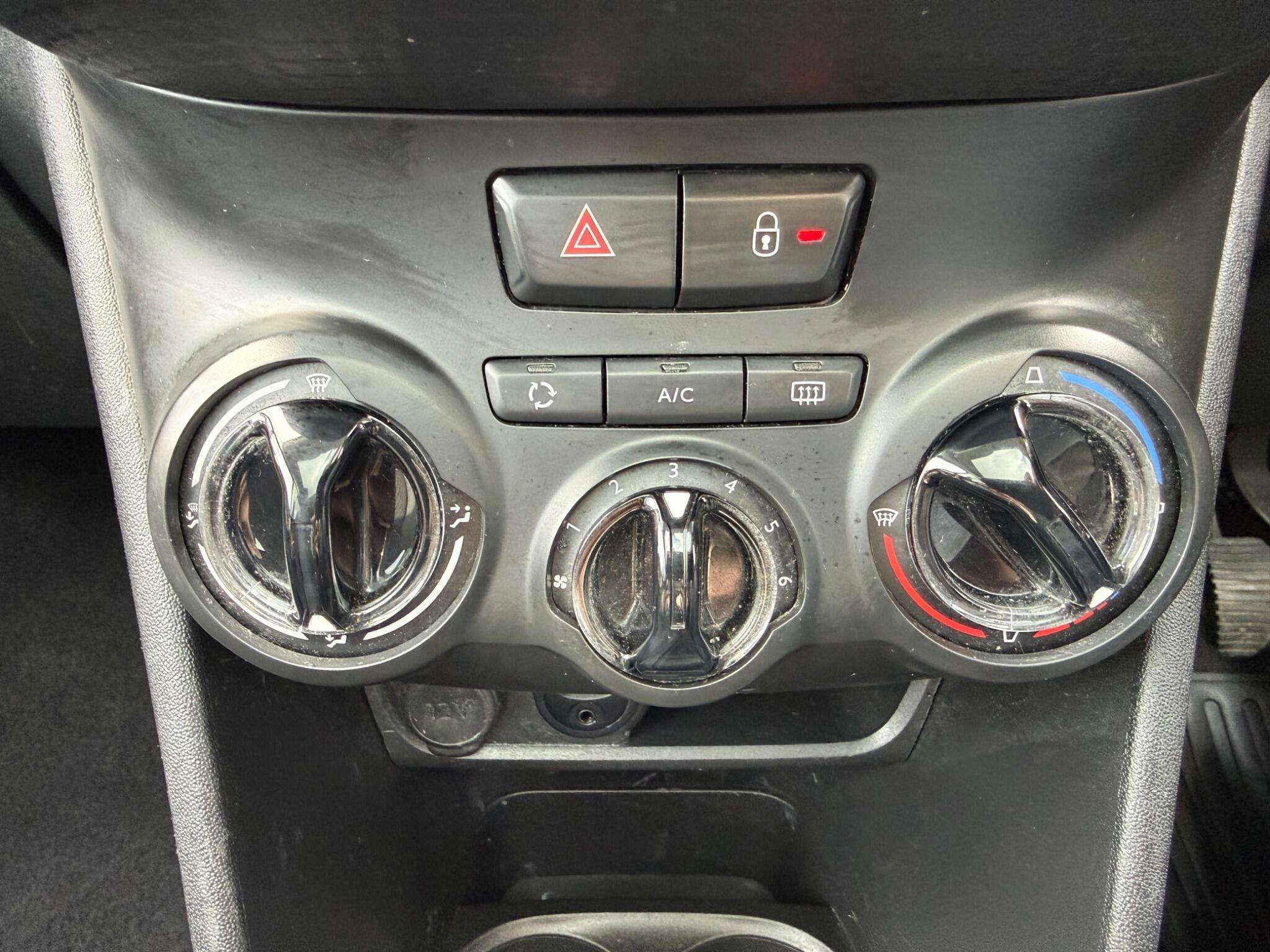 2018 PEUGEOT 208 2018 PEUGEOT 208