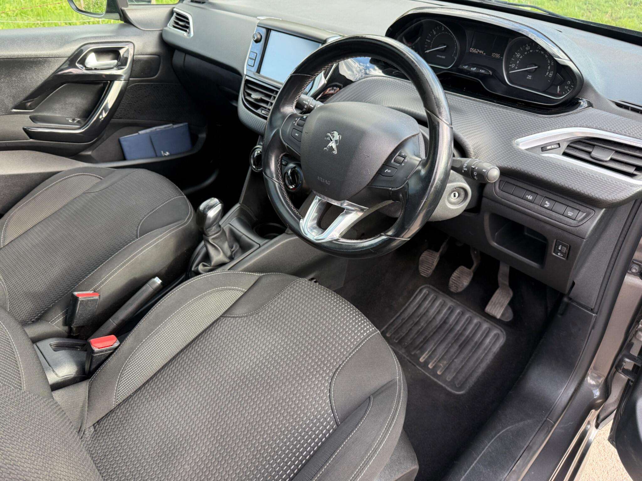 2018 PEUGEOT 208 2018 PEUGEOT 208