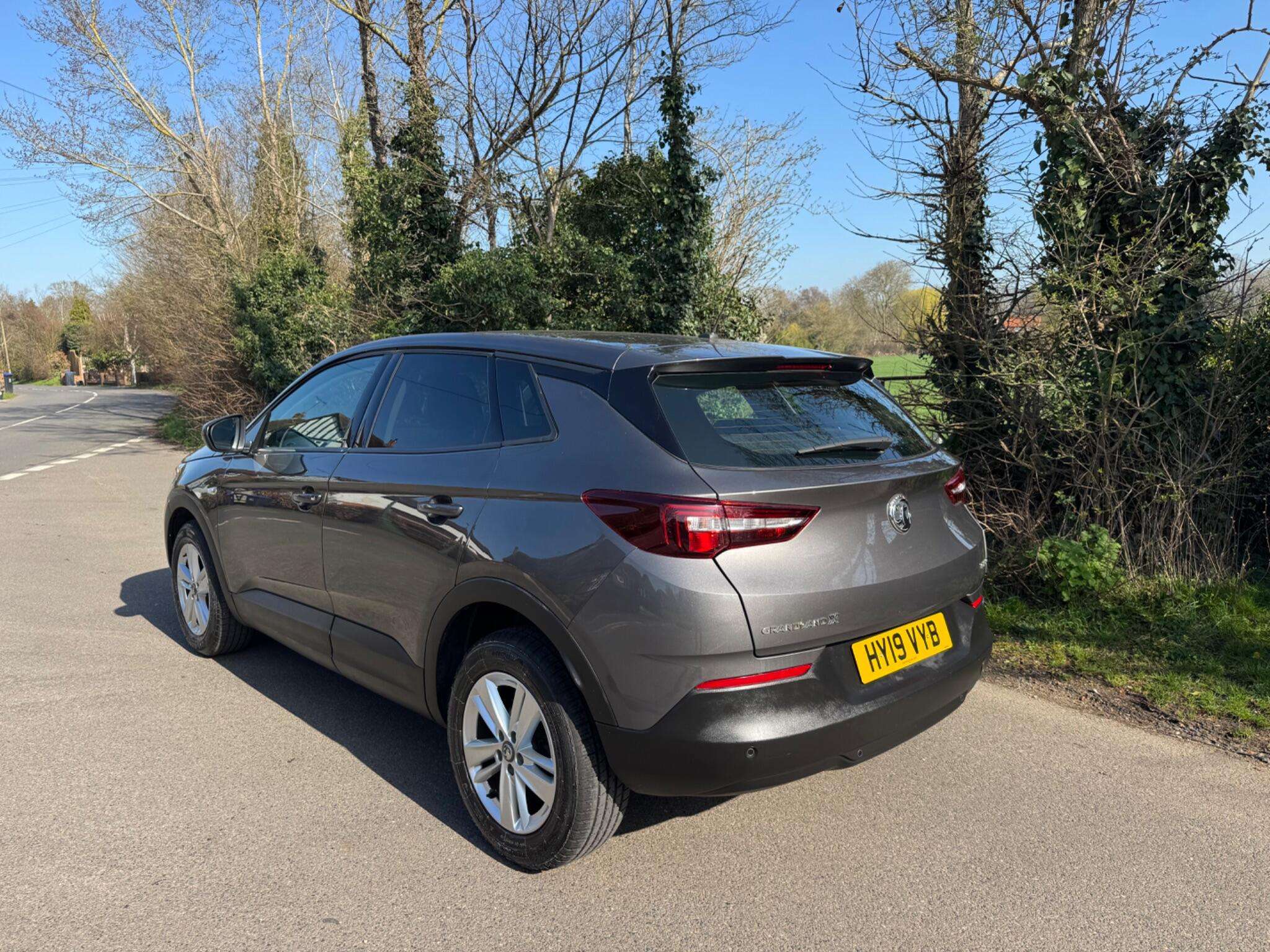 A 2019 VAUXHALL GRANDLAND X 1.2 Turbo SE Euro 6 (s/s) 5dr A 2019 VAUXHALL GRANDLAND X 1.2 Turbo SE Euro 6 (s/s) 5dr
