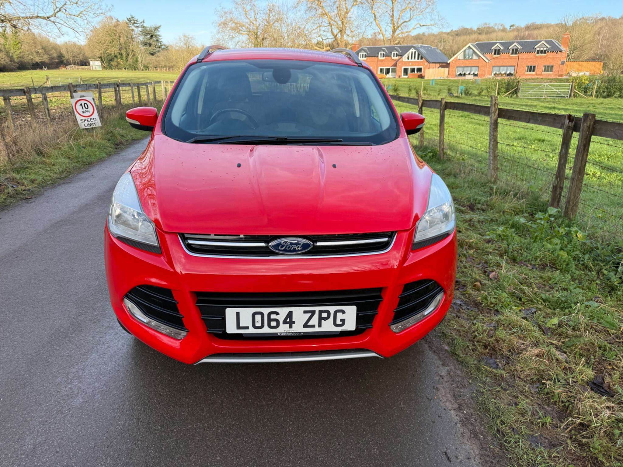 A 2015 FORD KUGA 2.0 TDCi Titanium AWD Euro 6 (s/s) 5dr A 2015 FORD KUGA 2.0 TDCi Titanium AWD Euro 6 (s/s) 5dr