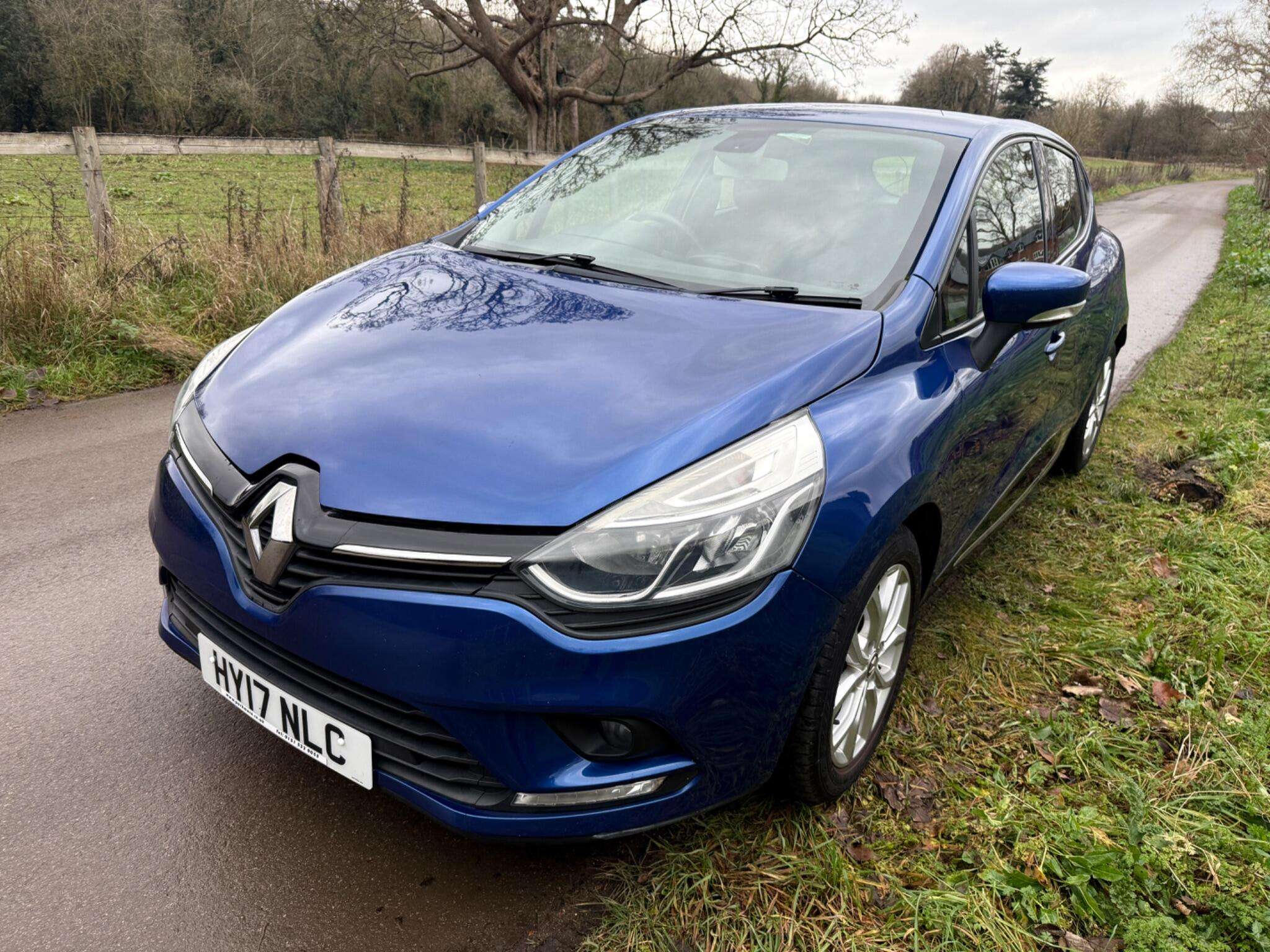 2017 RENAULT CLIO 2017 RENAULT CLIO