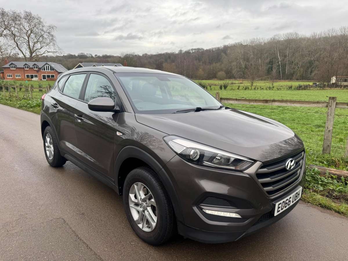 Check out this Hyundai Tucson 2016 Petrol Manual