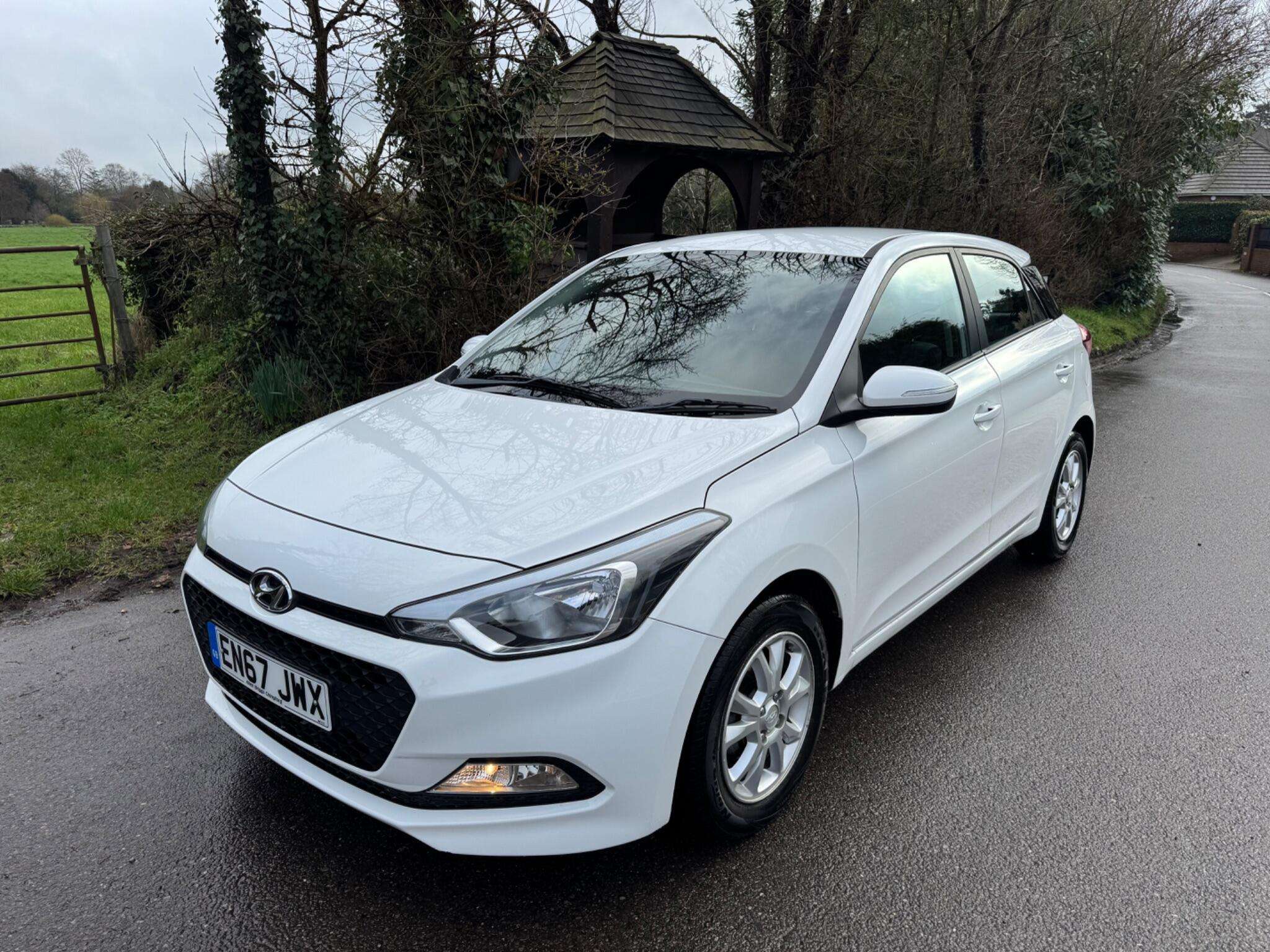 A 2017 HYUNDAI I20 1.2 SE Euro 6 5dr A 2017 HYUNDAI I20 1.2 SE Euro 6 5dr
