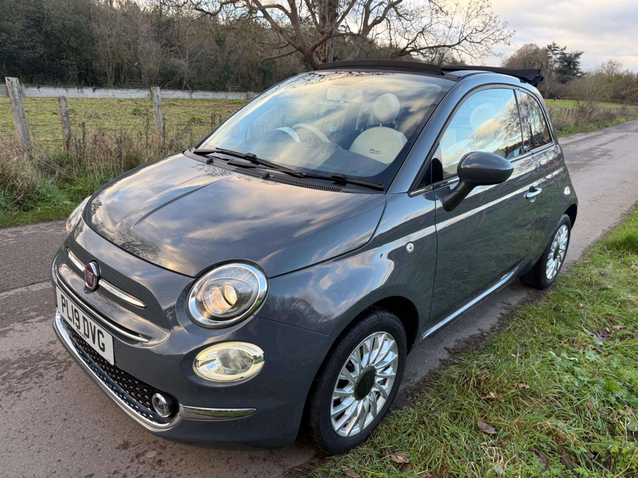 2019 FIAT 500C 2019 FIAT 500C