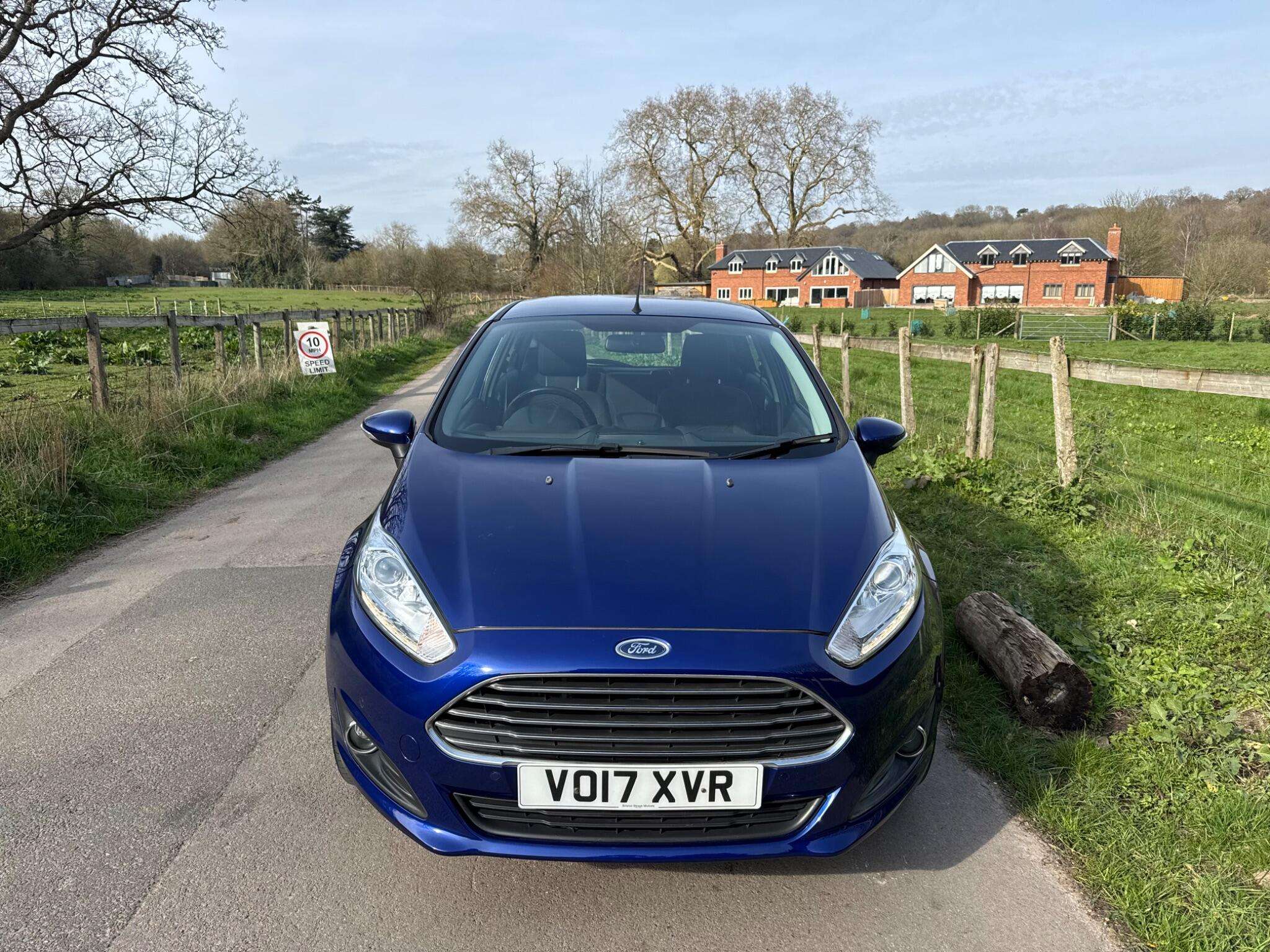 A 2017 FORD FIESTA 1.0T EcoBoost Zetec Euro 6 (s/s) 5dr A 2017 FORD FIESTA 1.0T EcoBoost Zetec Euro 6 (s/s) 5dr