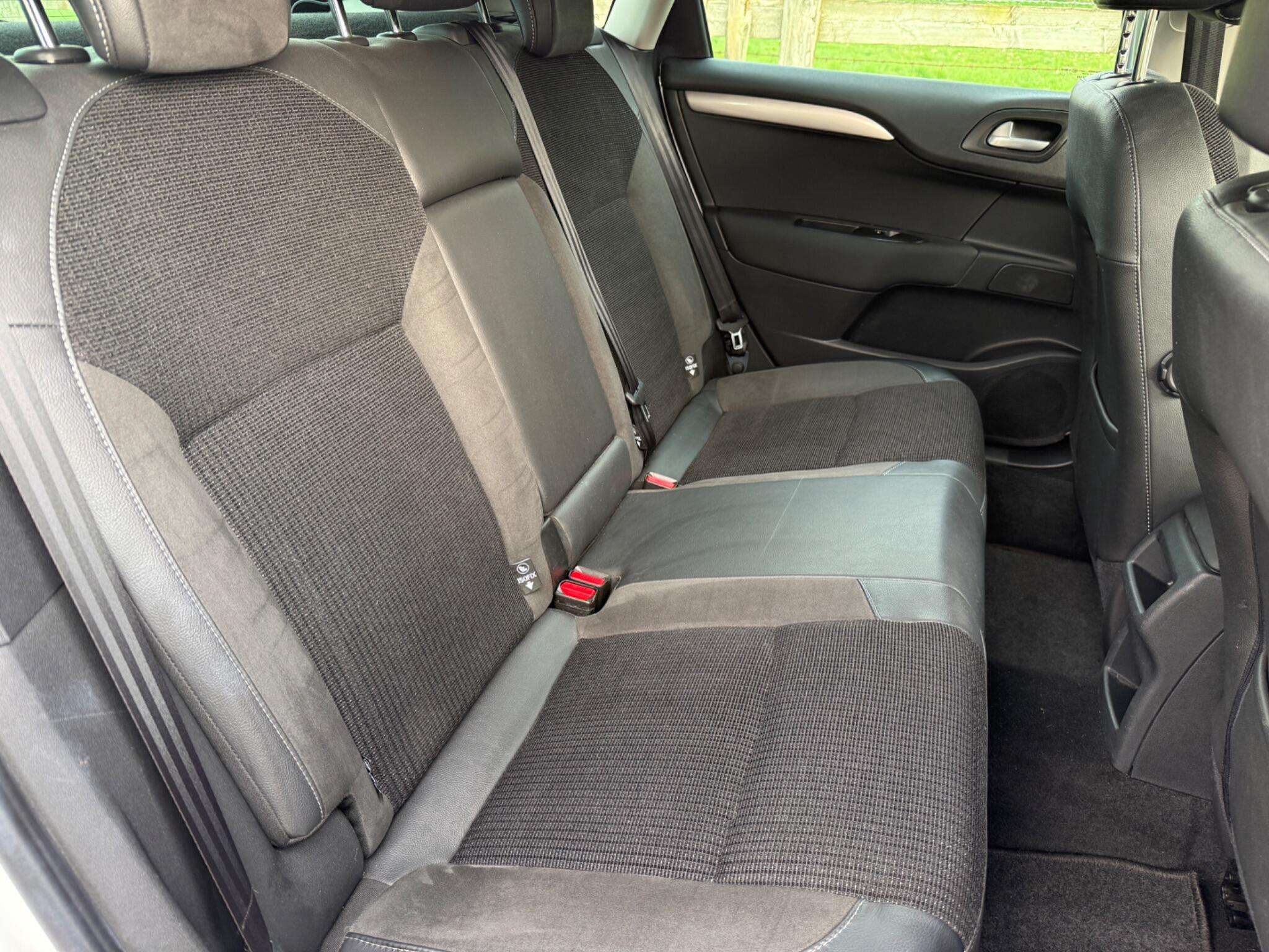 2015 CITROEN C4 2015 CITROEN C4