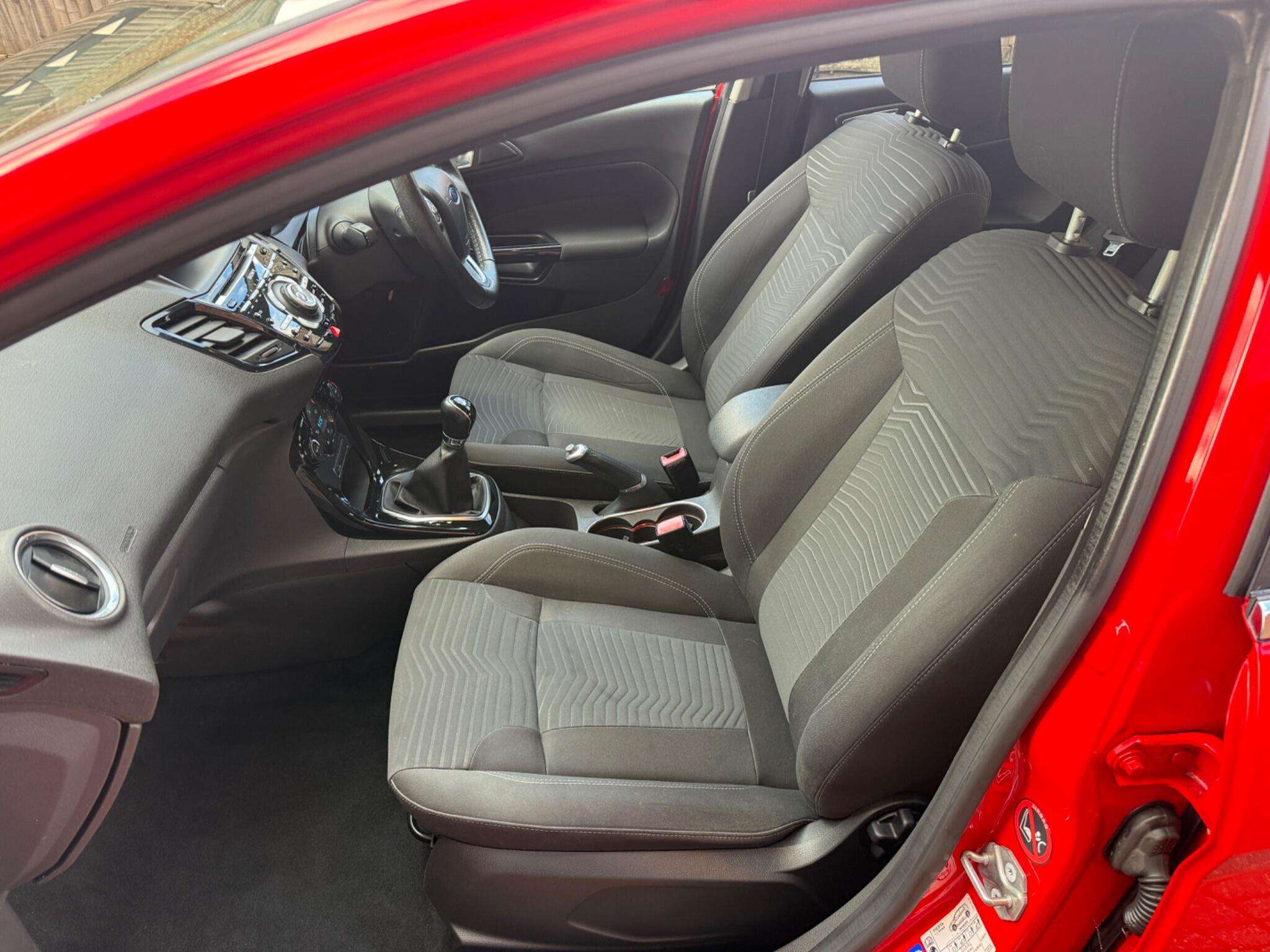 2015 FORD FIESTA 2015 FORD FIESTA