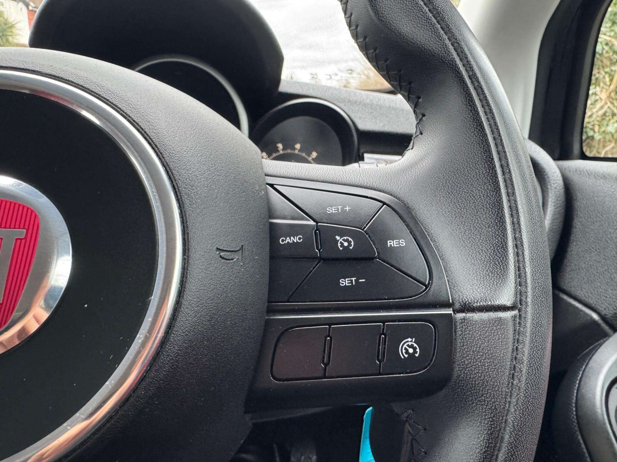 2017 FIAT 500X 2017 FIAT 500X