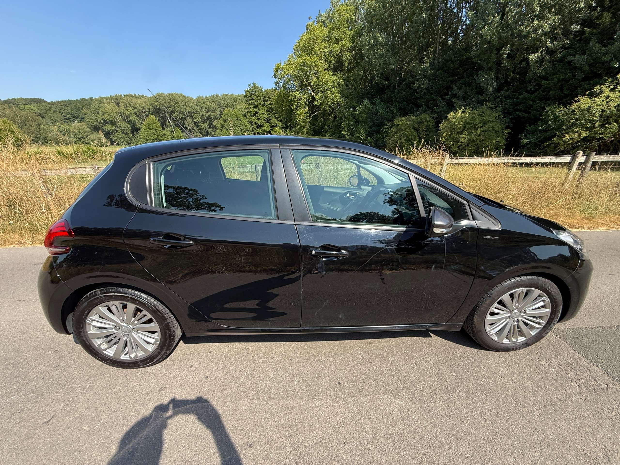 2018 PEUGEOT 208 2018 PEUGEOT 208