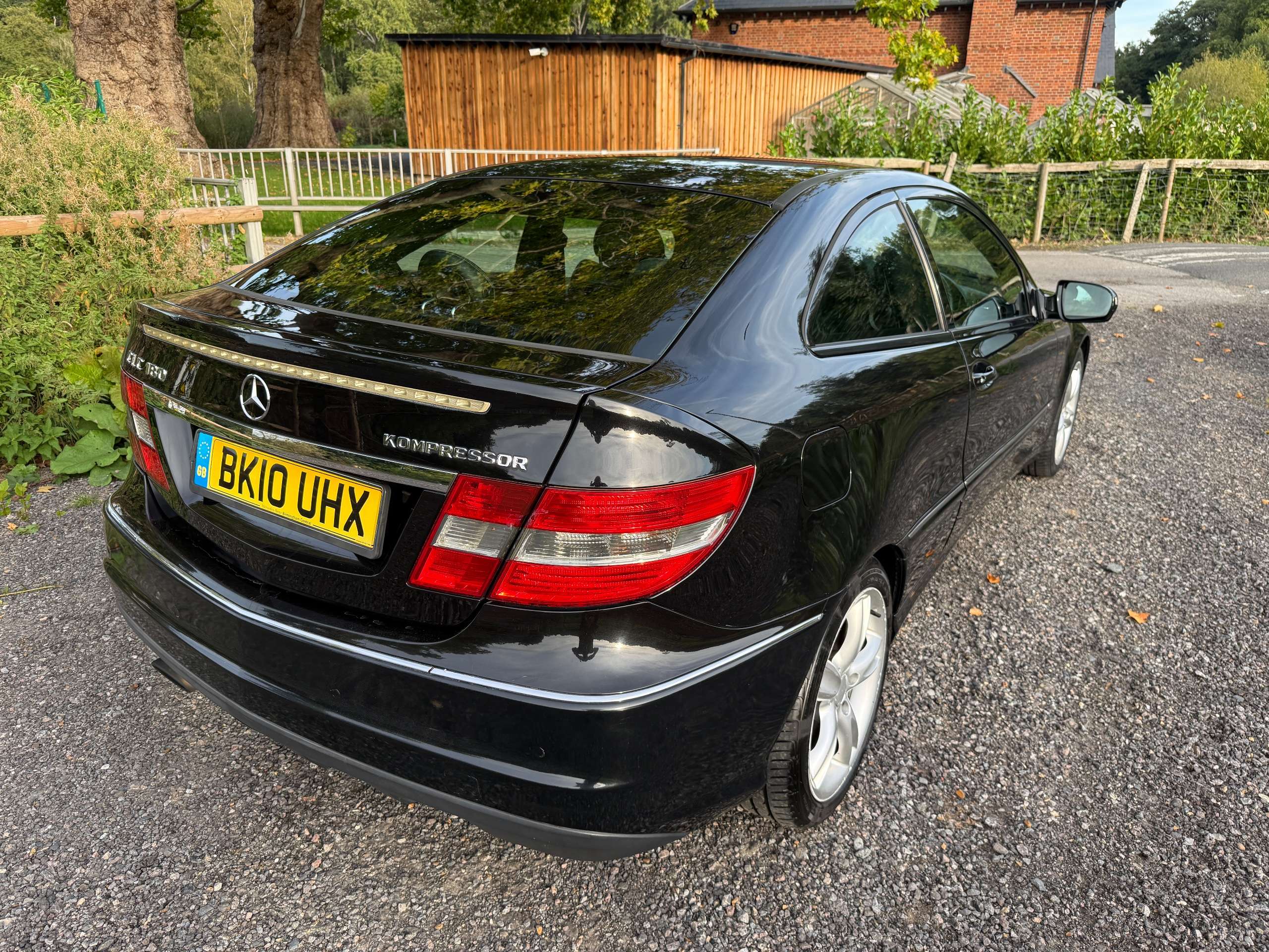 A 2010 MERCEDES-BENZ CLC CLASS 1.8 CLC180K Sport Coupe 3dr Petrol Manual Euro 4 (143 ps) A 2010 MERCEDES-BENZ CLC CLASS 1.8 CLC180K Sport Coupe 3dr Petrol Manual Euro 4 (143 ps)