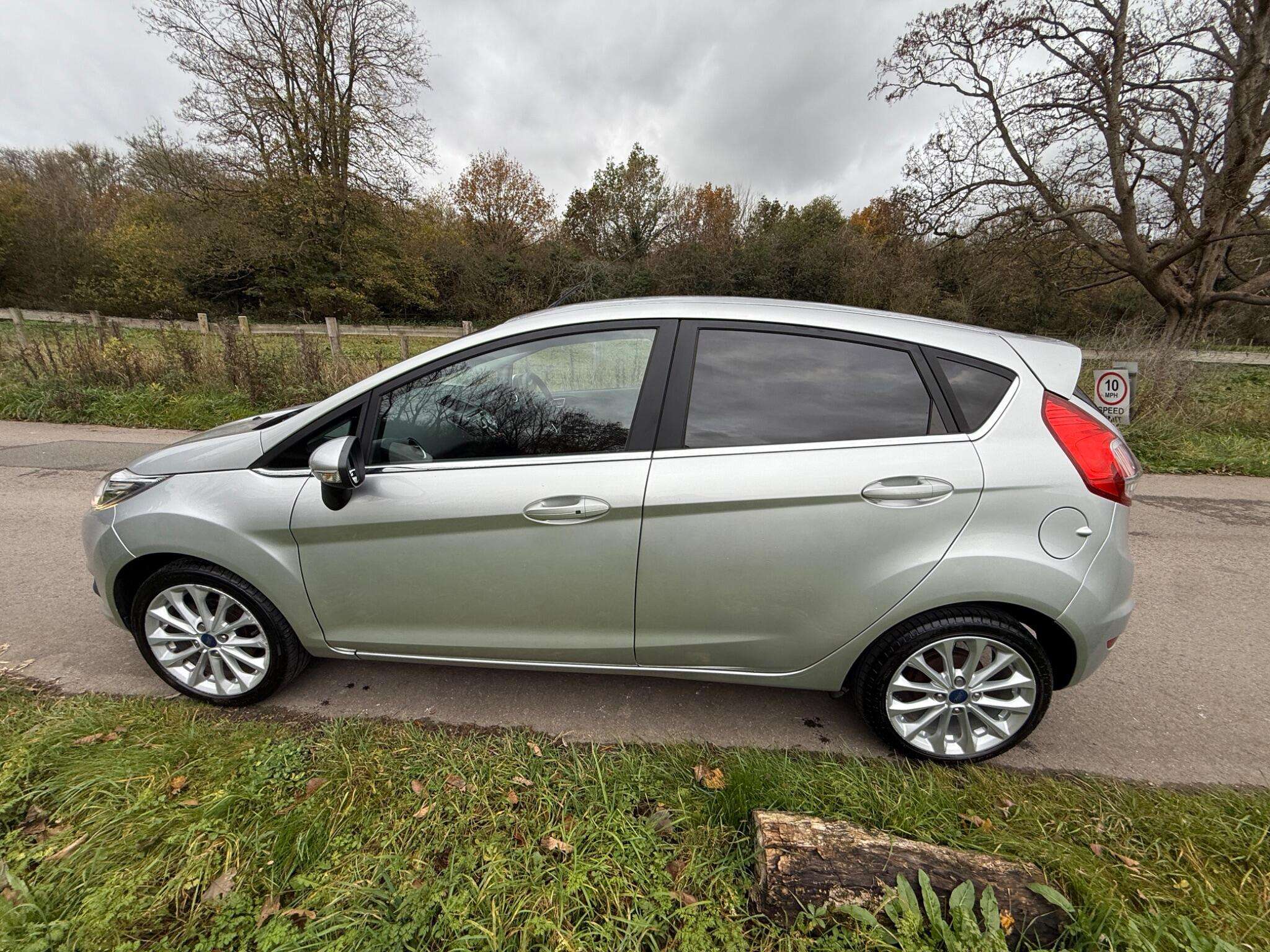 2016 FORD FIESTA 2016 FORD FIESTA