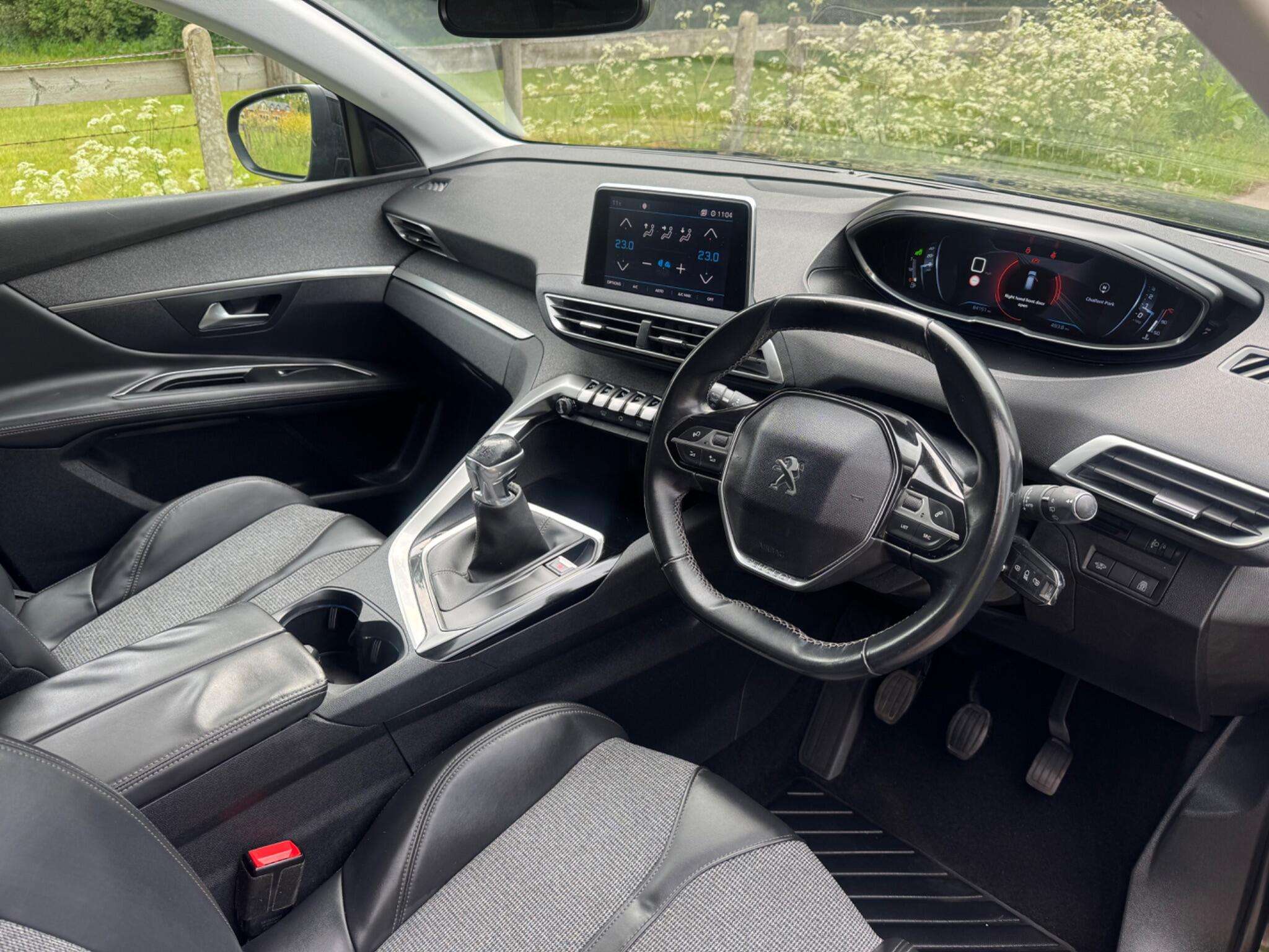 2018 PEUGEOT 3008 2018 PEUGEOT 3008