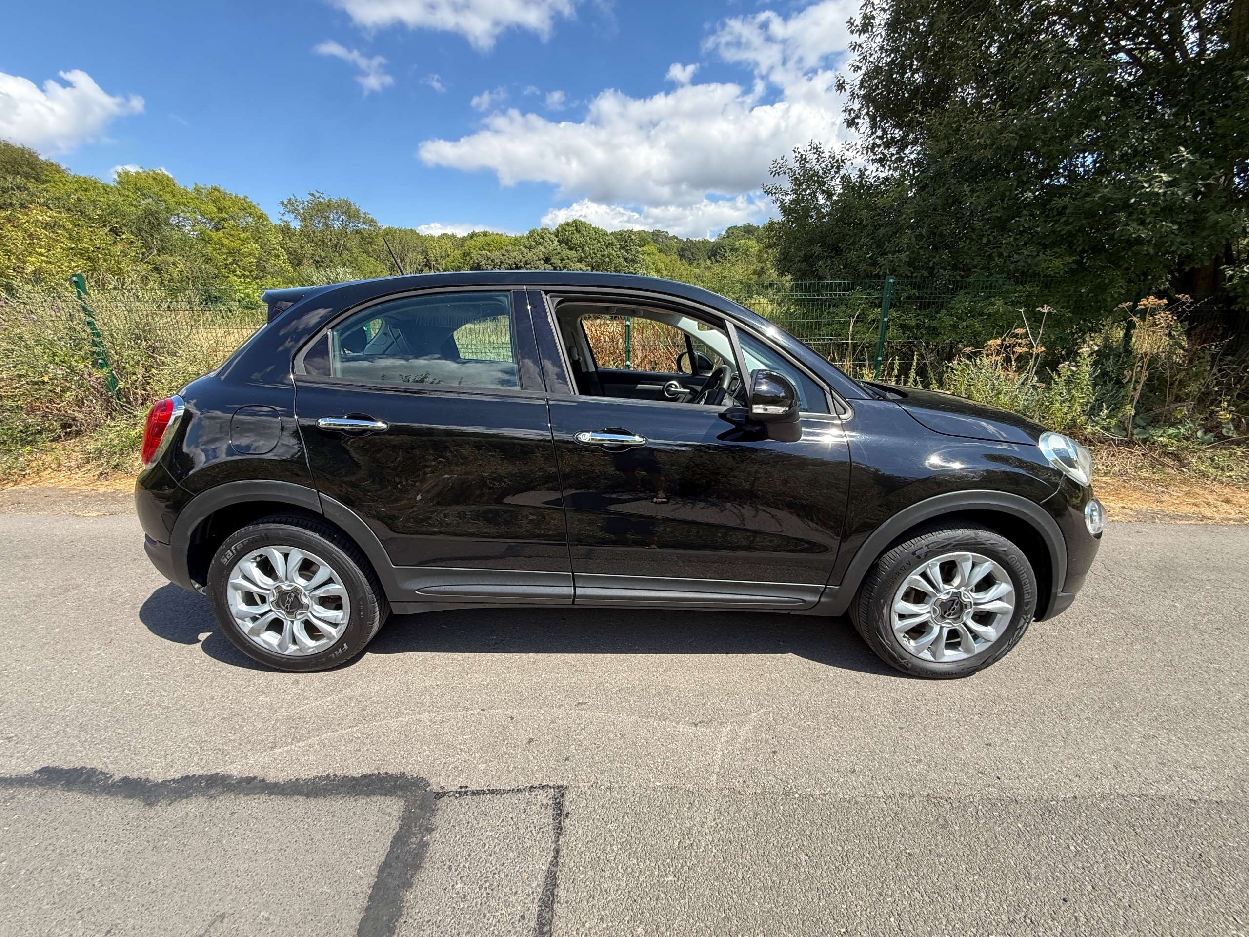 A 2017 FIAT 500X 1.4 MultiAir Pop Star SUV 5dr Petrol Manual Euro 6 (s/s) (140 ps) A 2017 FIAT 500X 1.4 MultiAir Pop Star SUV 5dr Petrol Manual Euro 6 (s/s) (140 ps)