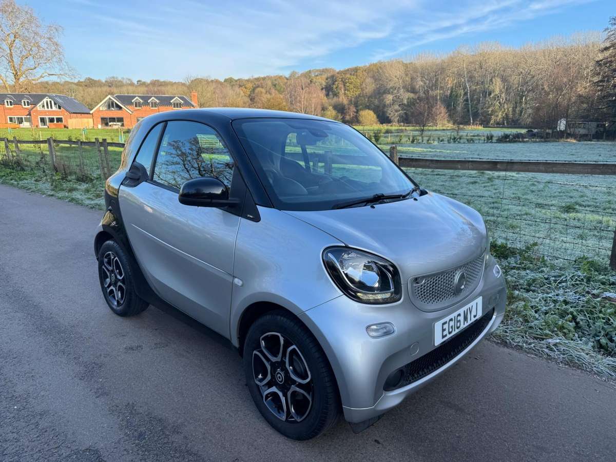 Check out this Smart Fortwo 2016 Petrol Automatic