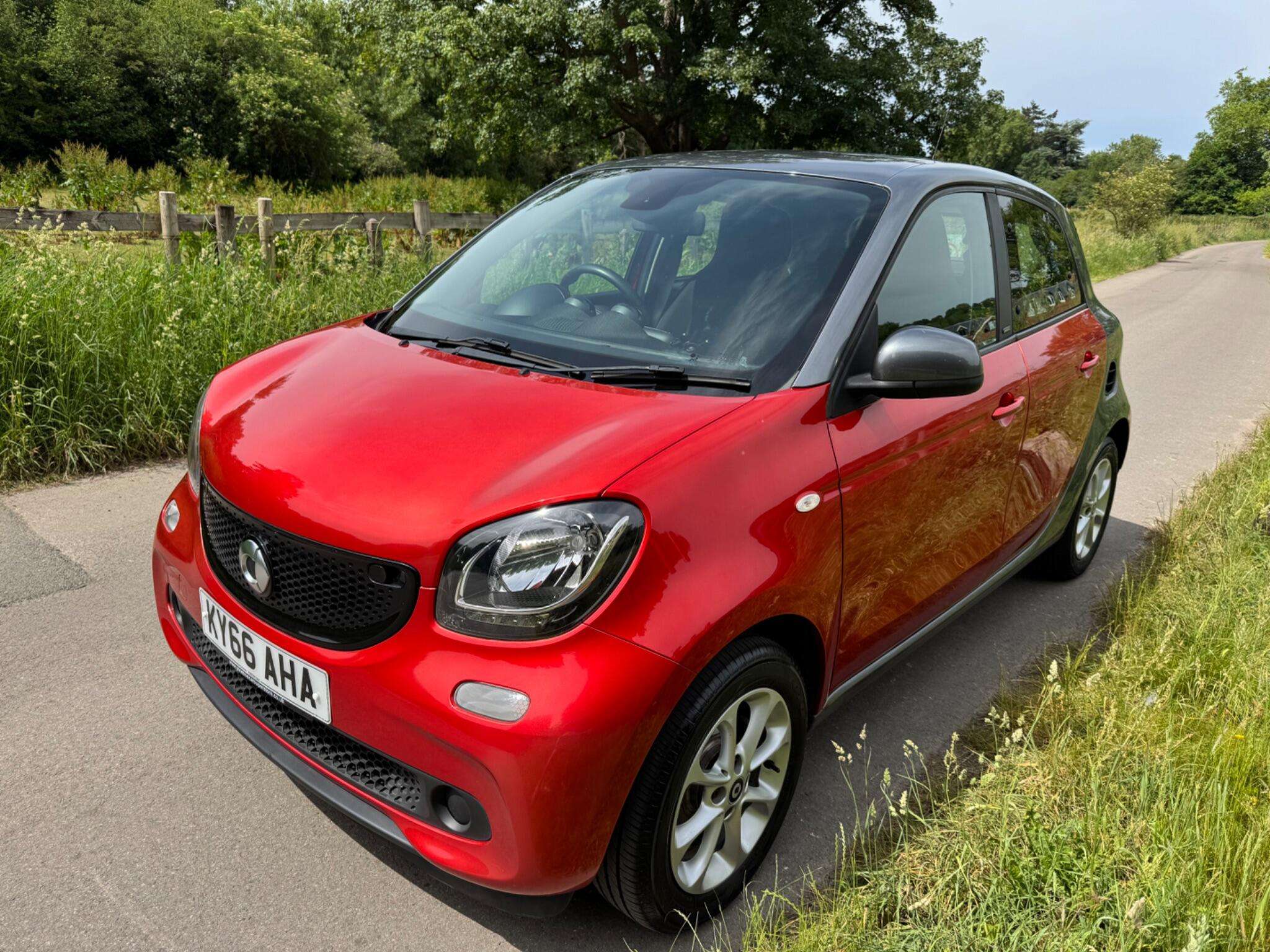 A 2016 SMART FORFOUR PASSION PREMIUM T A 2016 SMART FORFOUR PASSION PREMIUM T