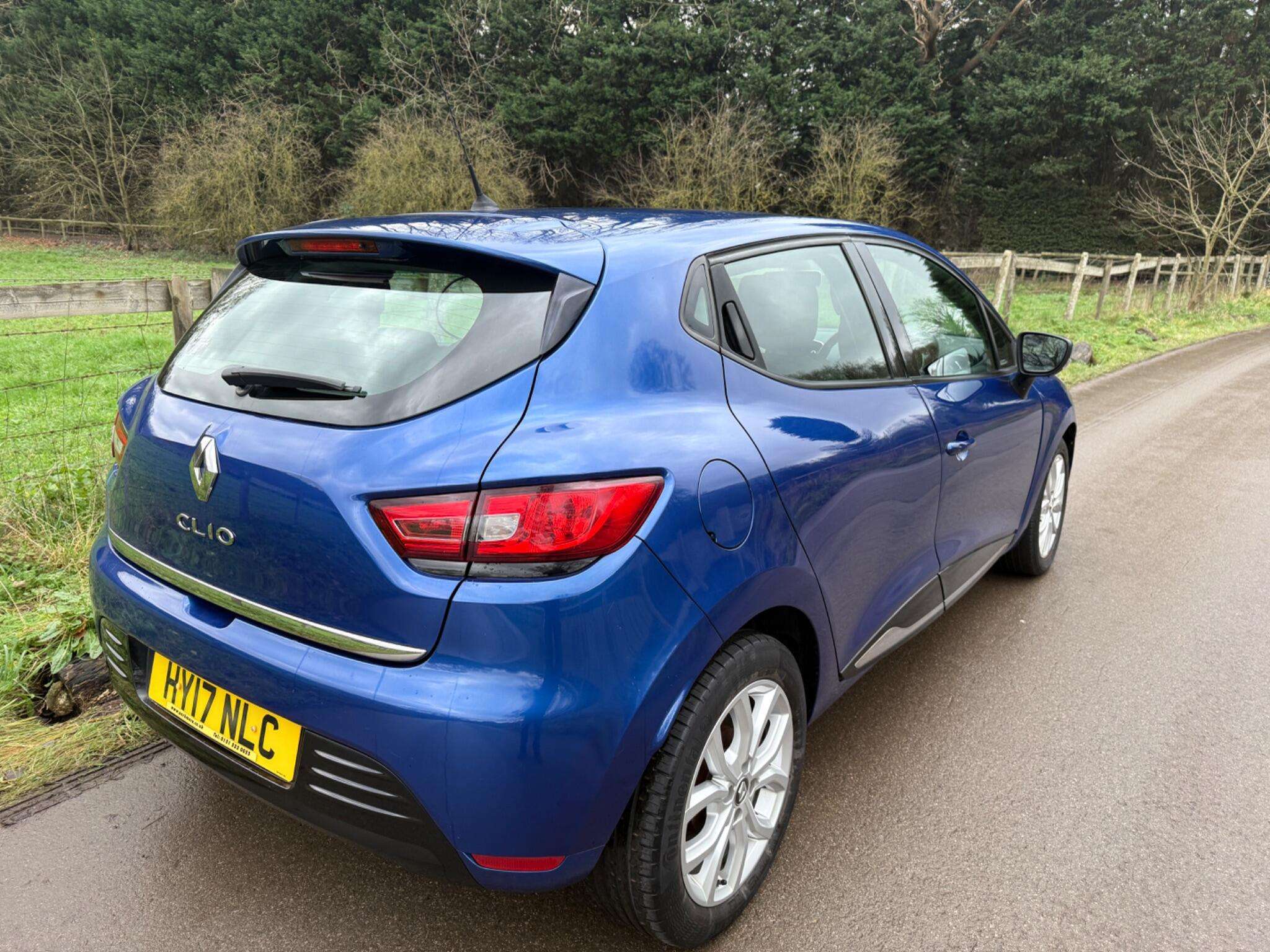 2017 RENAULT CLIO 2017 RENAULT CLIO