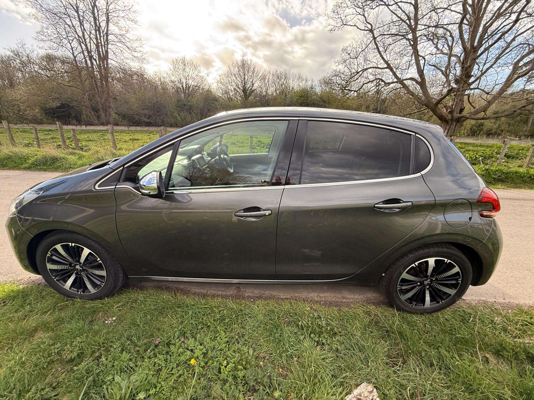 2018 PEUGEOT 208 2018 PEUGEOT 208