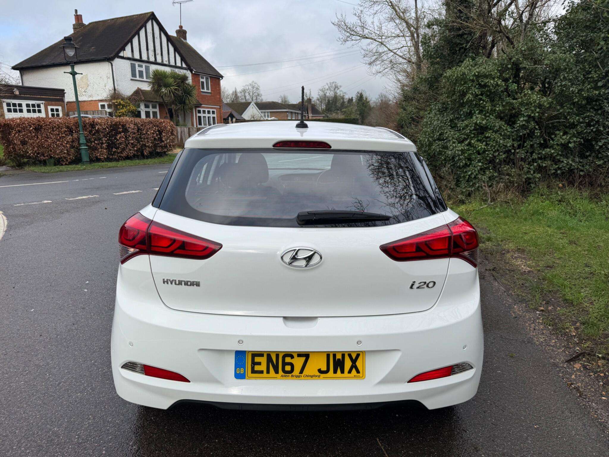 A 2017 HYUNDAI I20 1.2 SE Euro 6 5dr A 2017 HYUNDAI I20 1.2 SE Euro 6 5dr