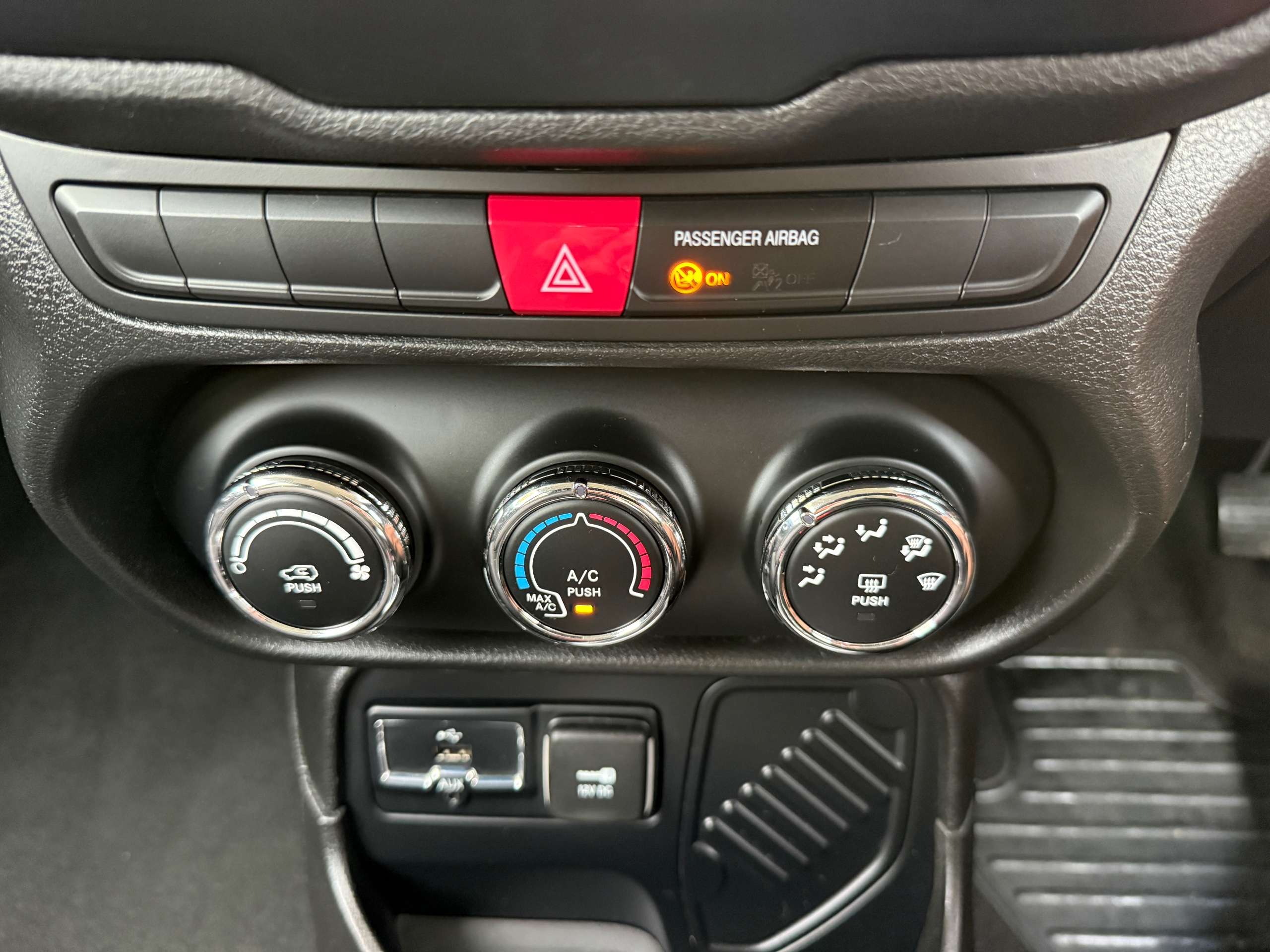 2015 JEEP RENEGADE 2015 JEEP RENEGADE