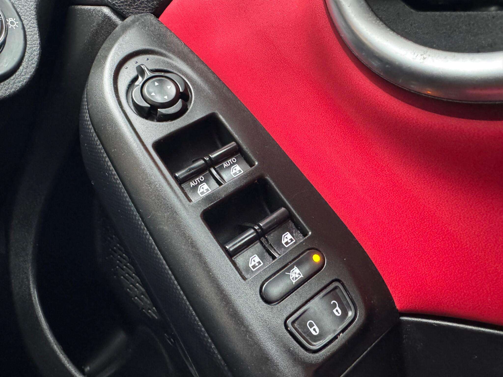 2017 FIAT 500X 2017 FIAT 500X